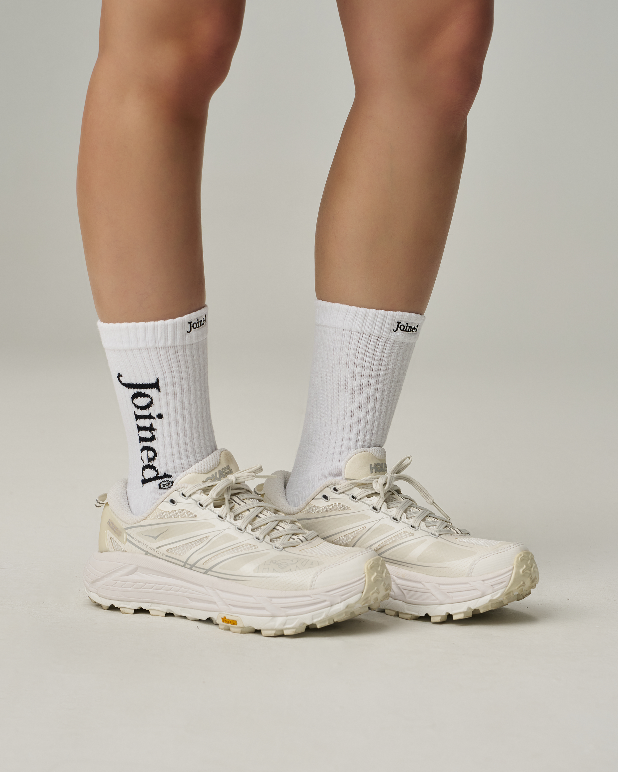 Font Crew Socks