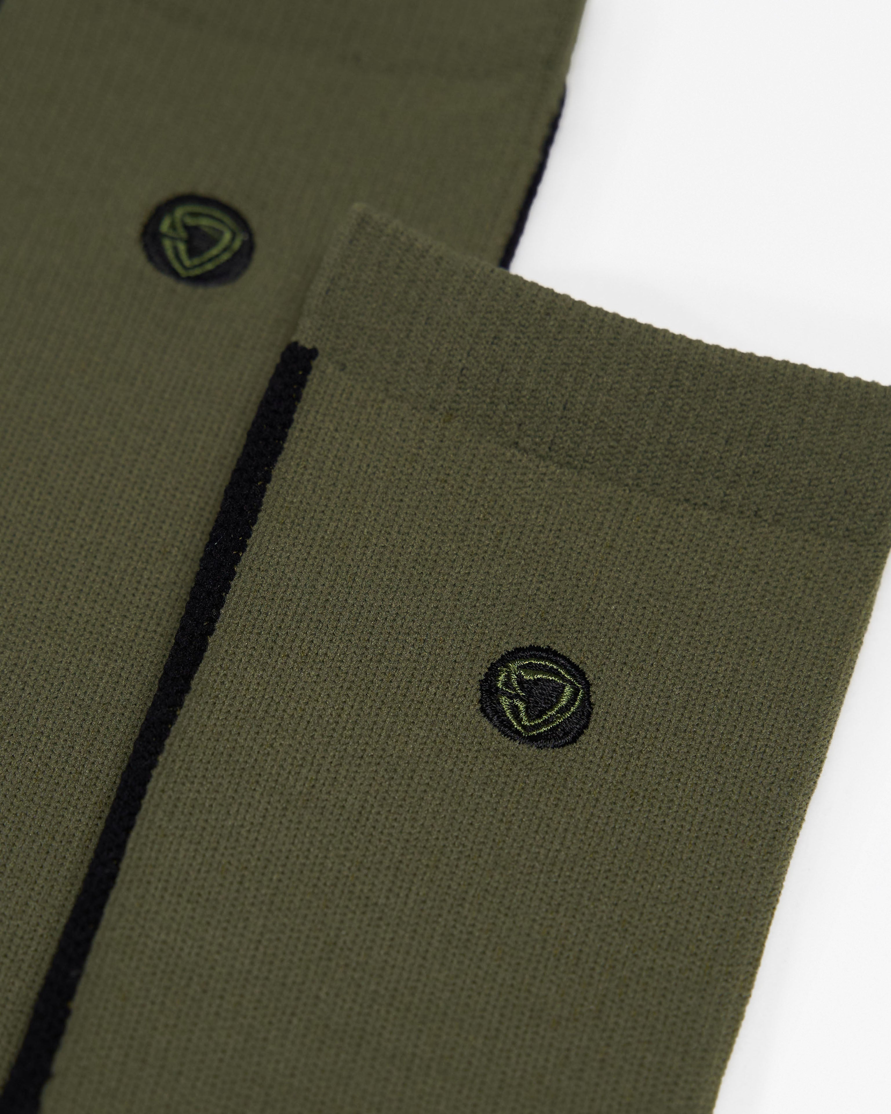 color_army green