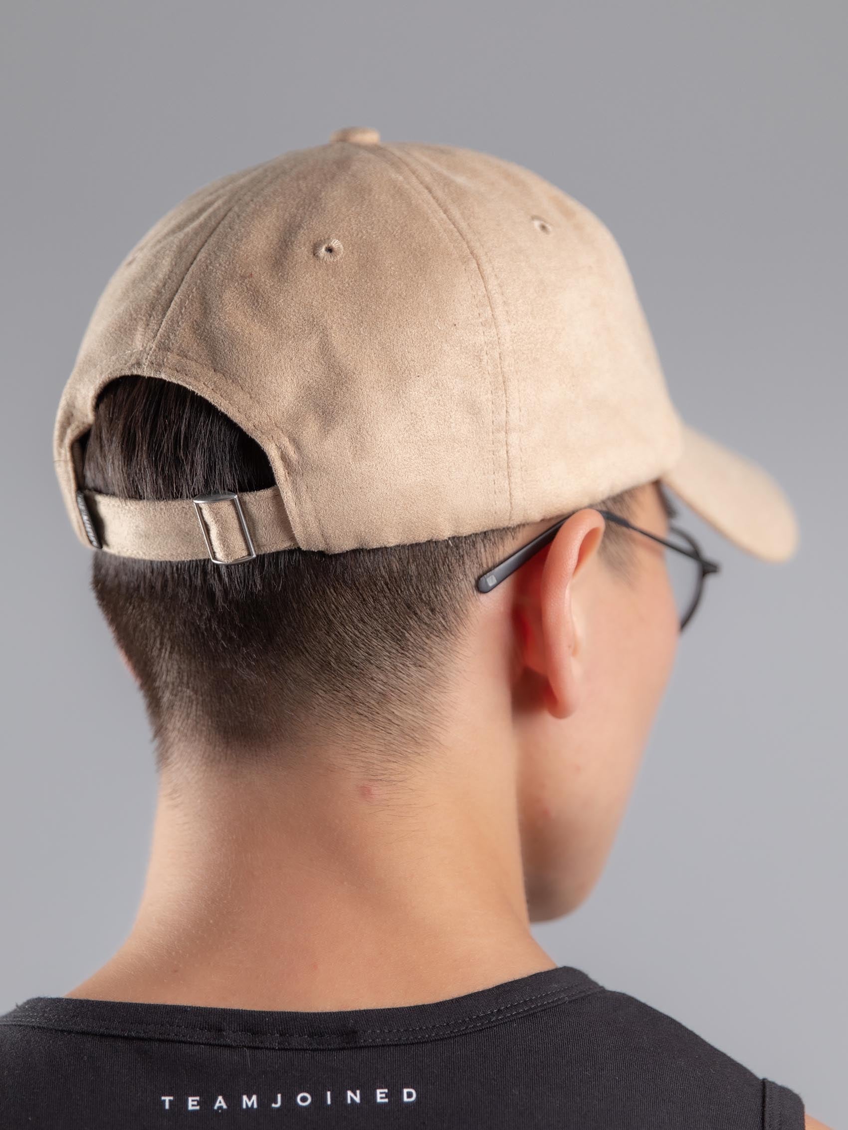 color_khaki