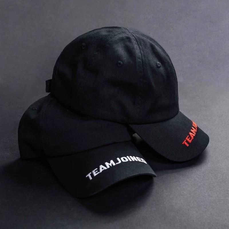 color_black/red