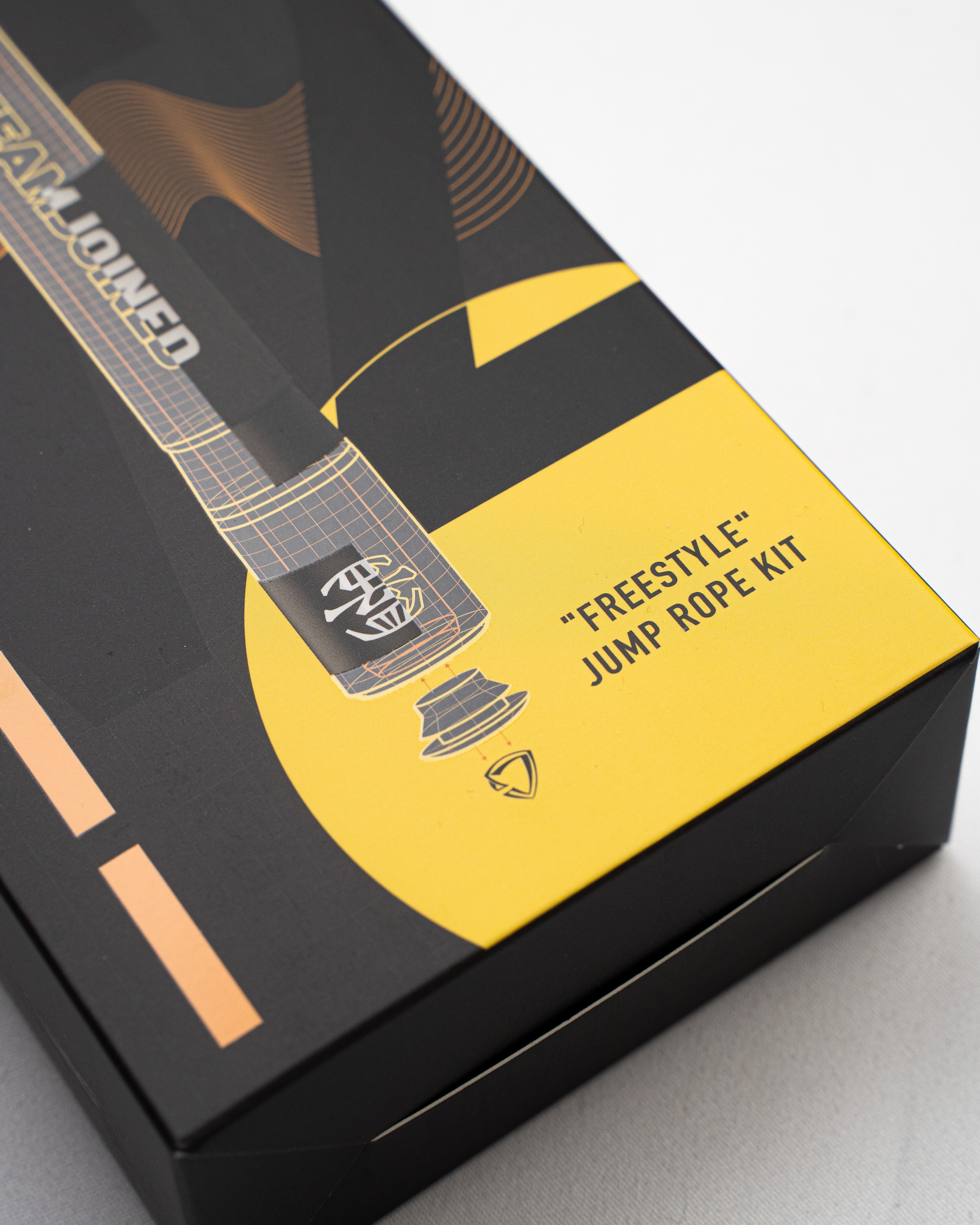 color_yellow/black
