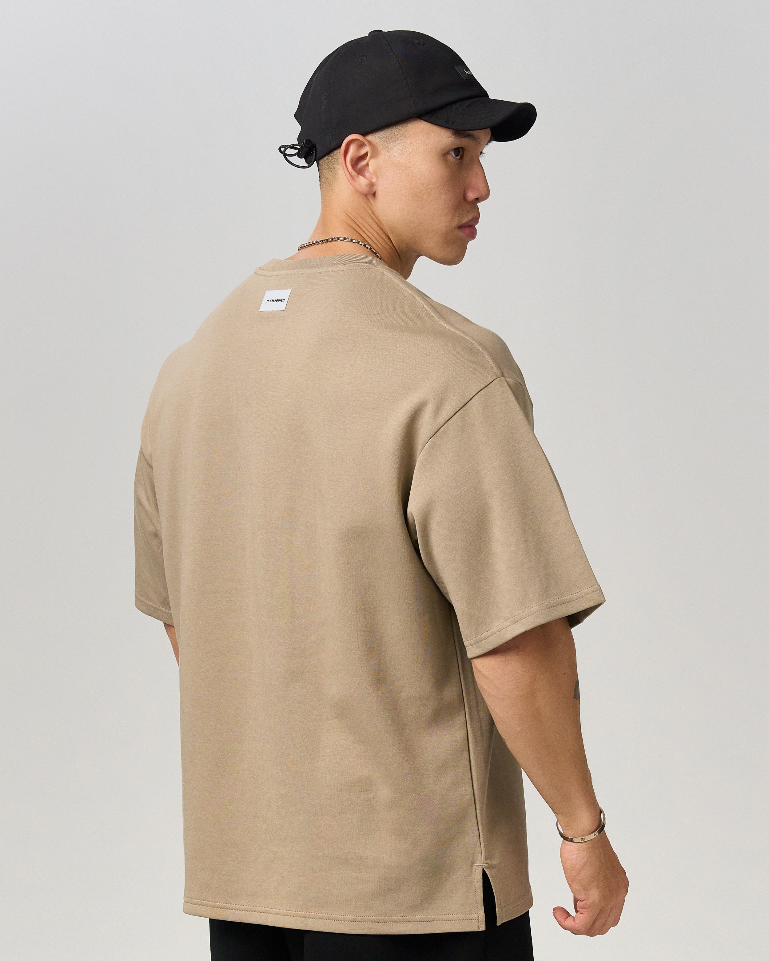 16 Arch logo Oversized