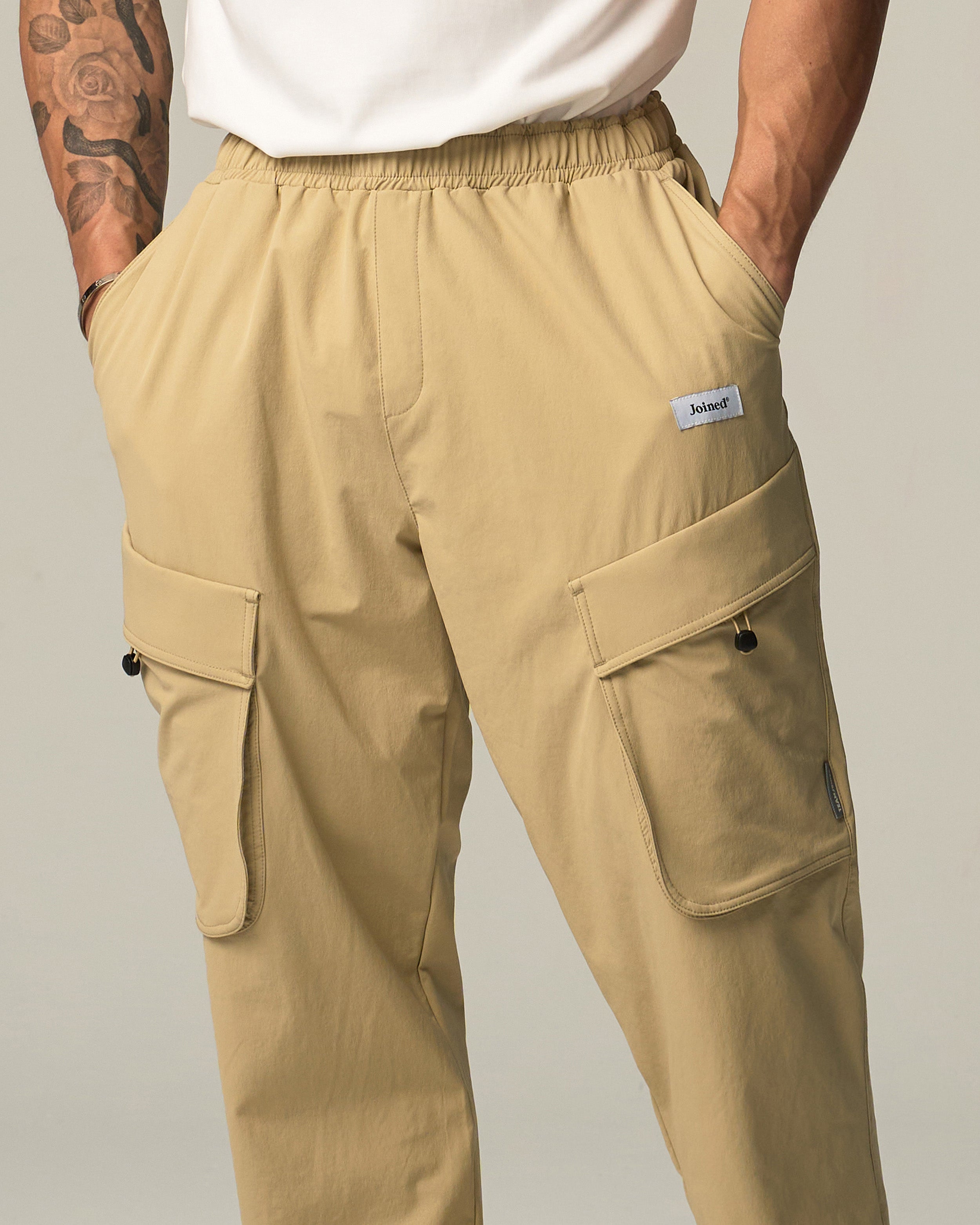 color_Khaki