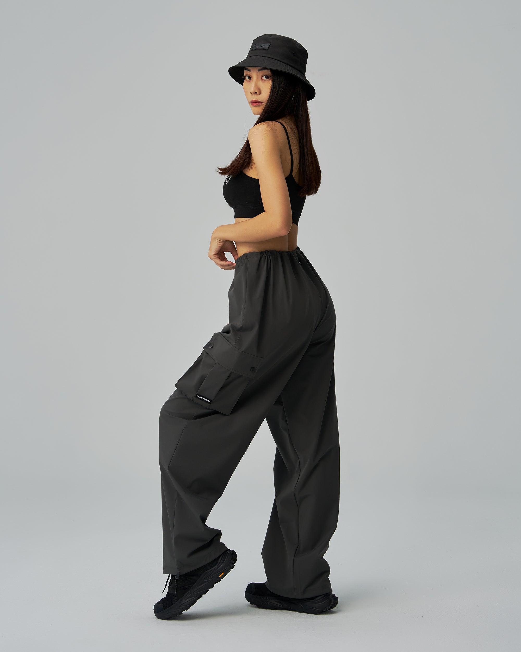 color_Dark Grey