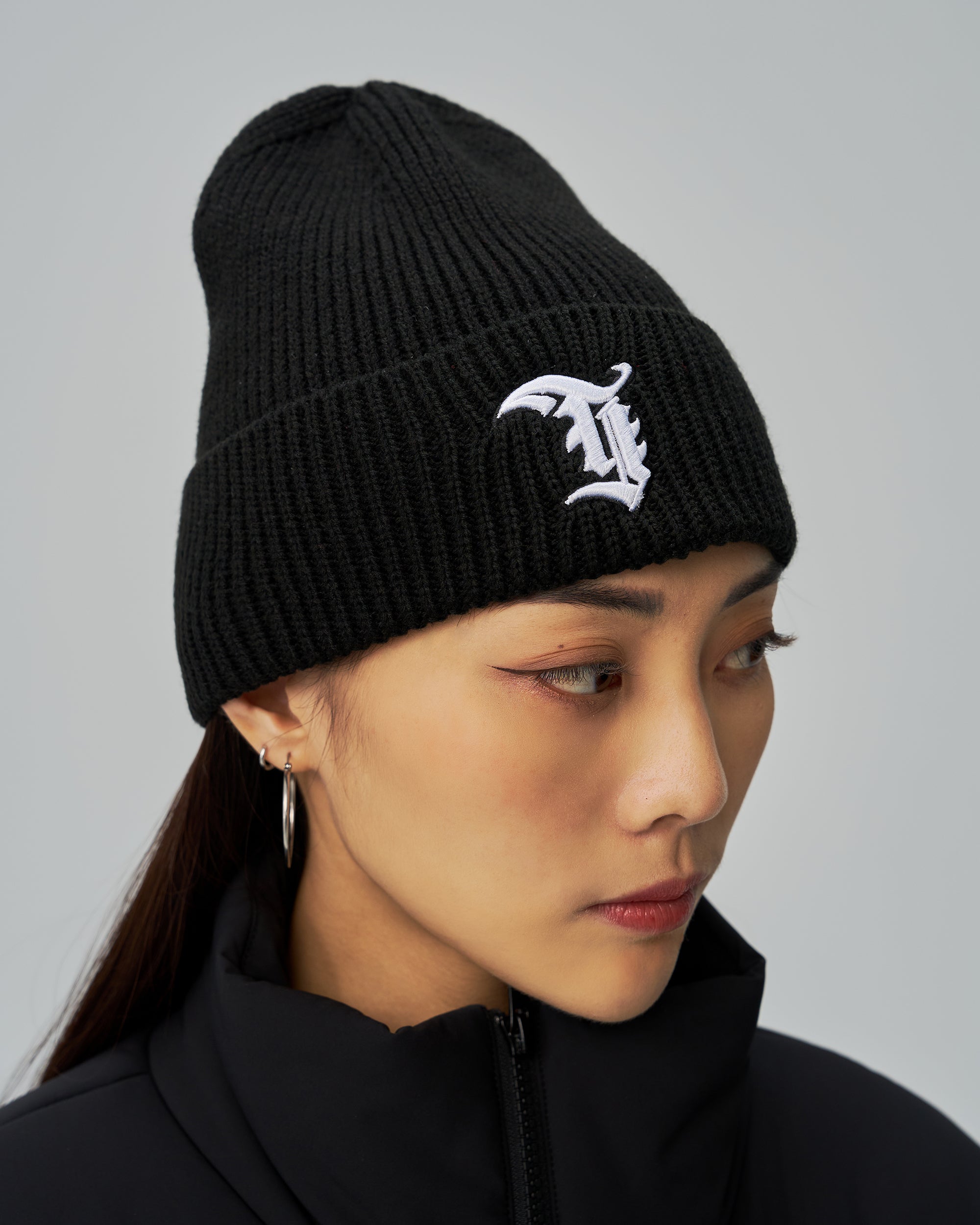 color_Black