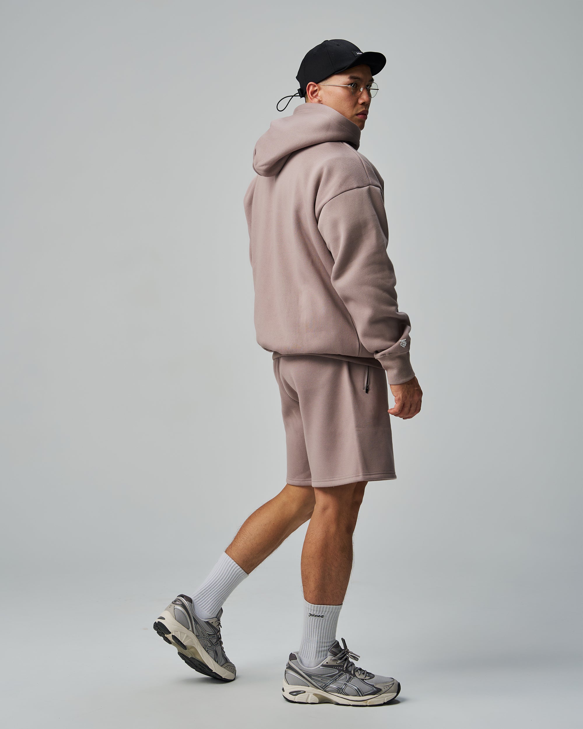 color_dusty gray