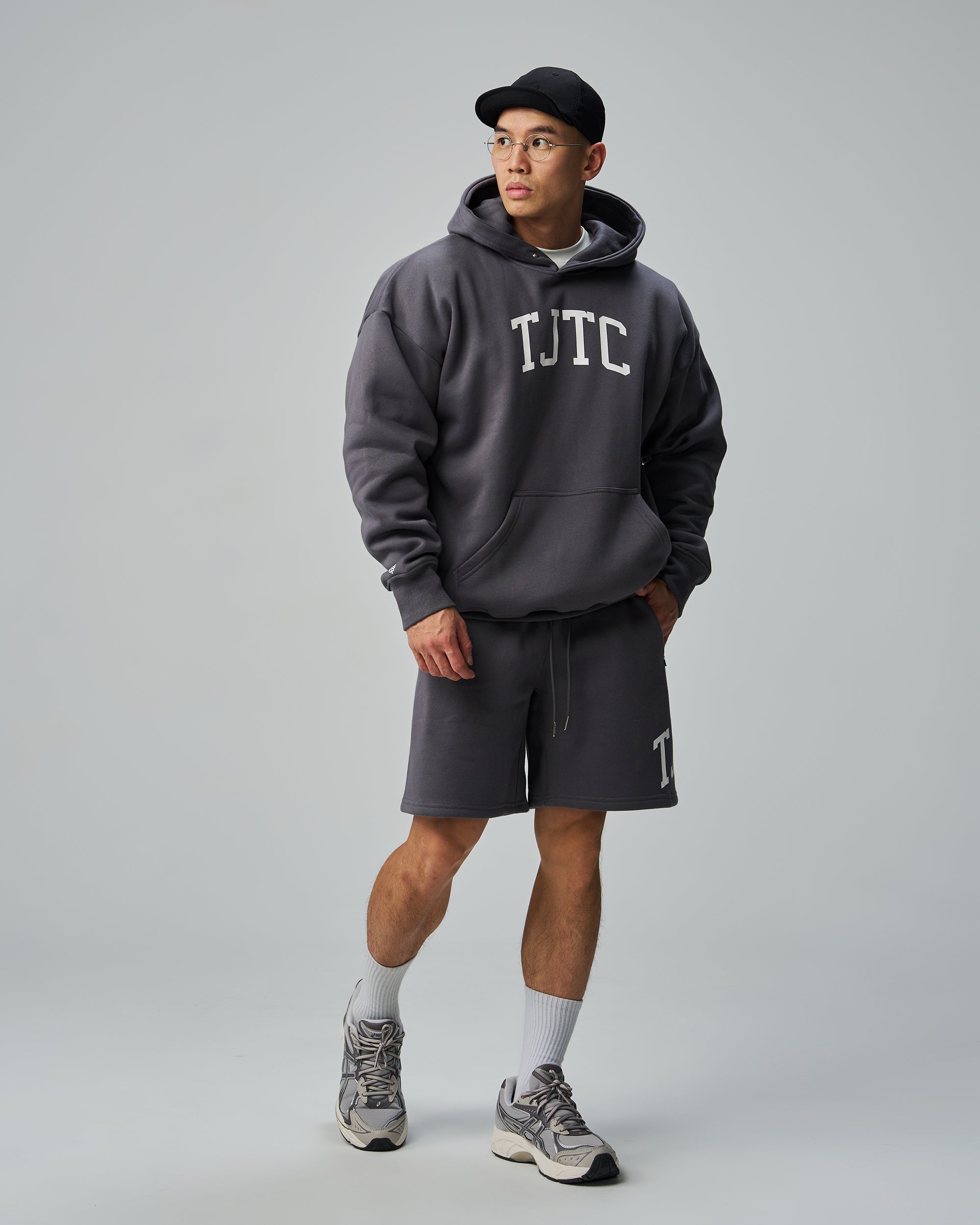 color_dark gray