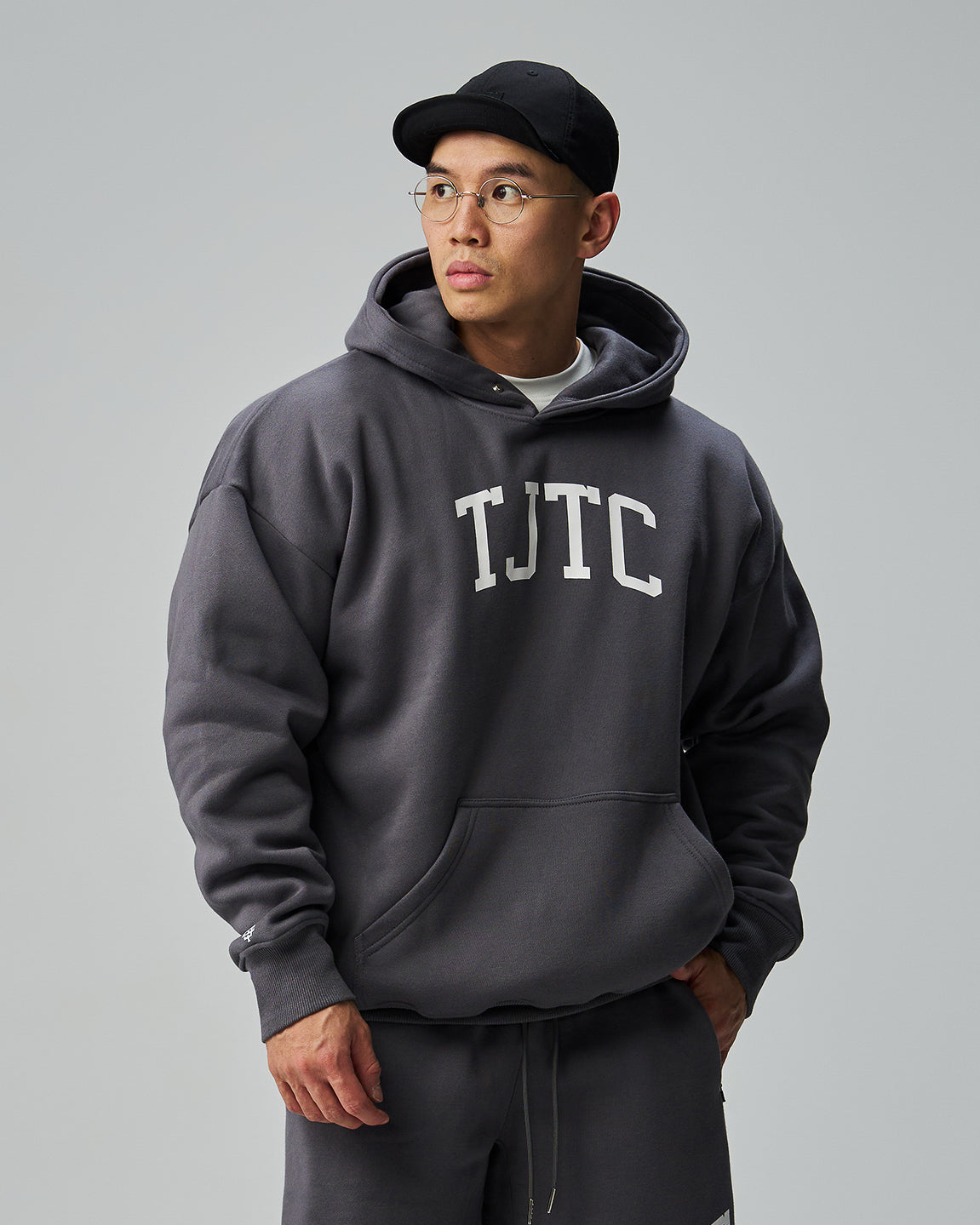 color_dark gray