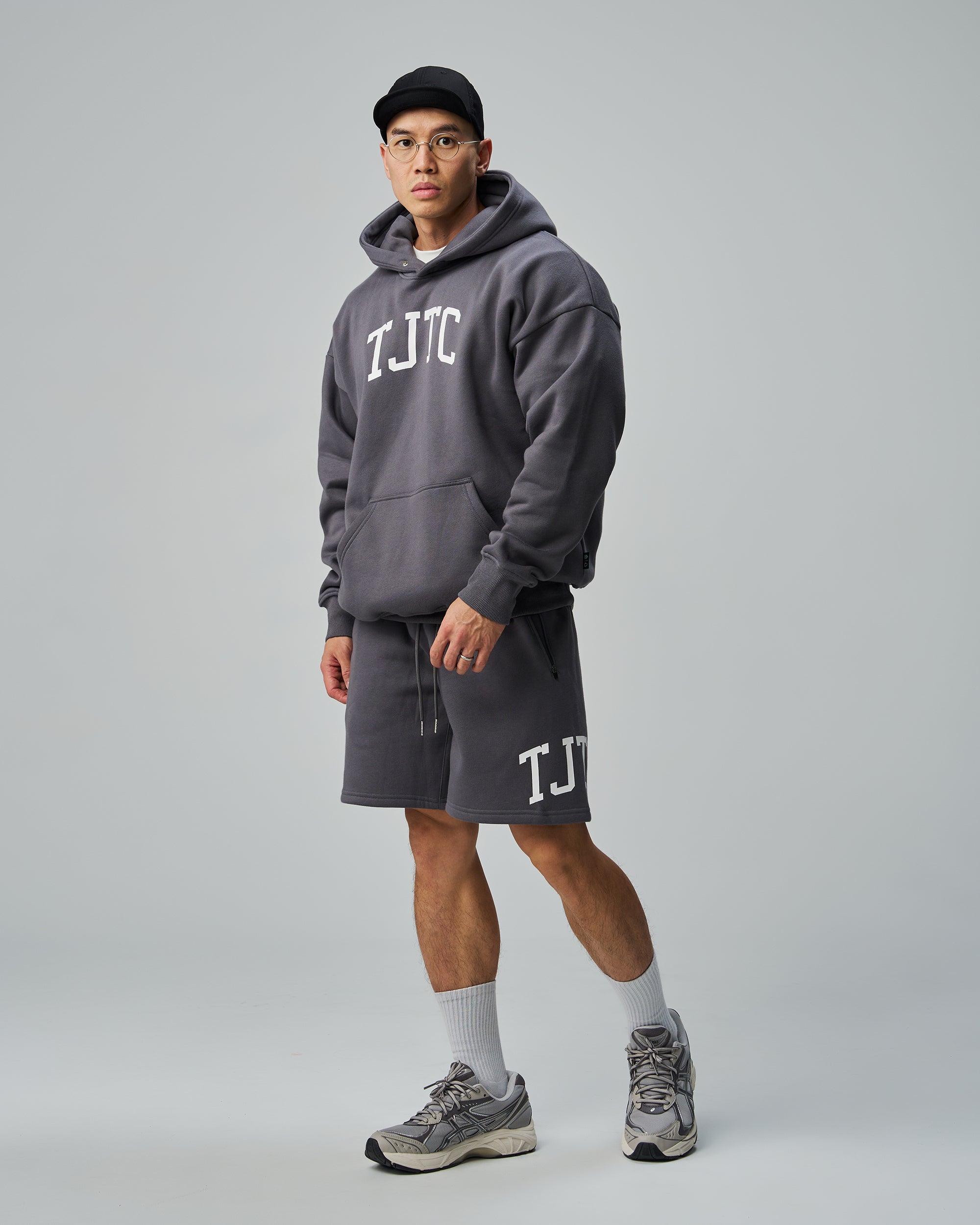 color_dark gray