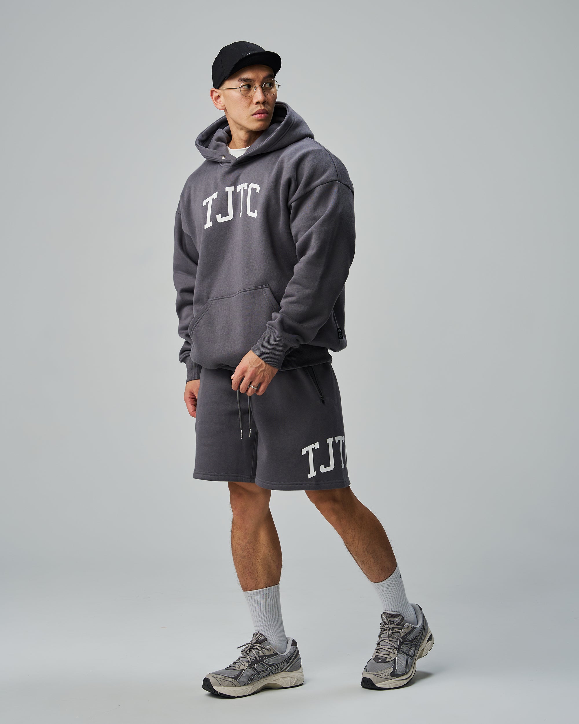 color_dark gray