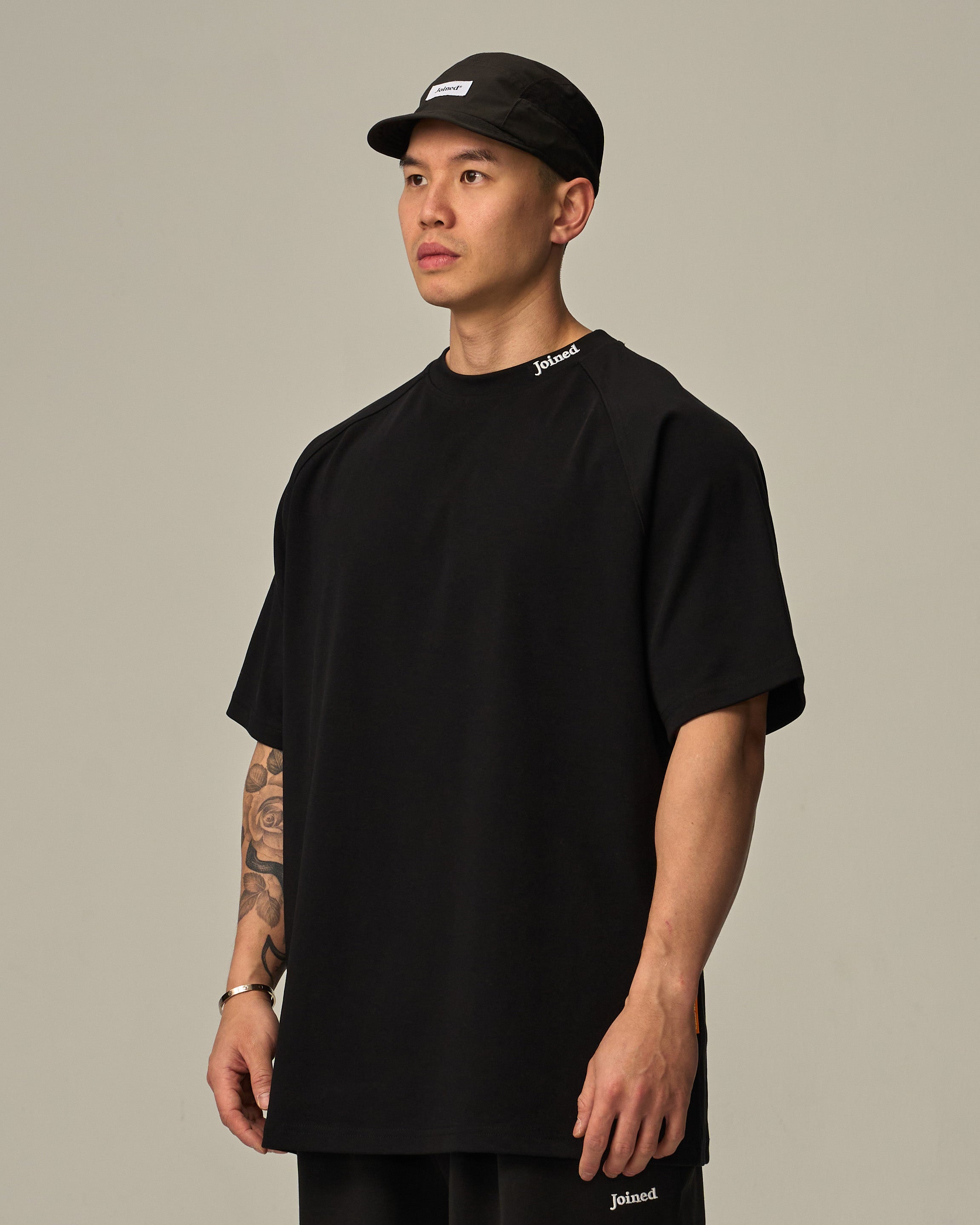 color_Black