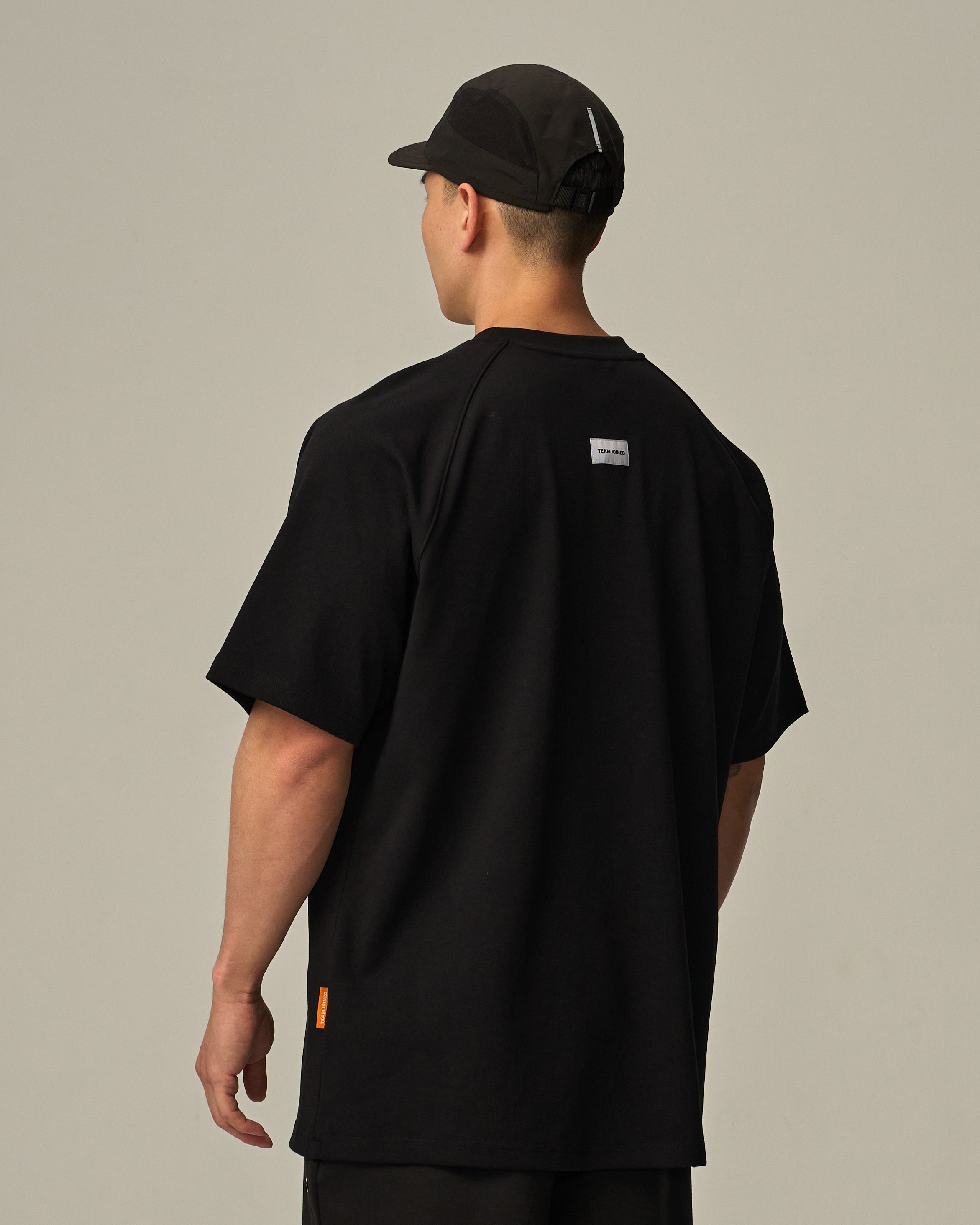 color_Black