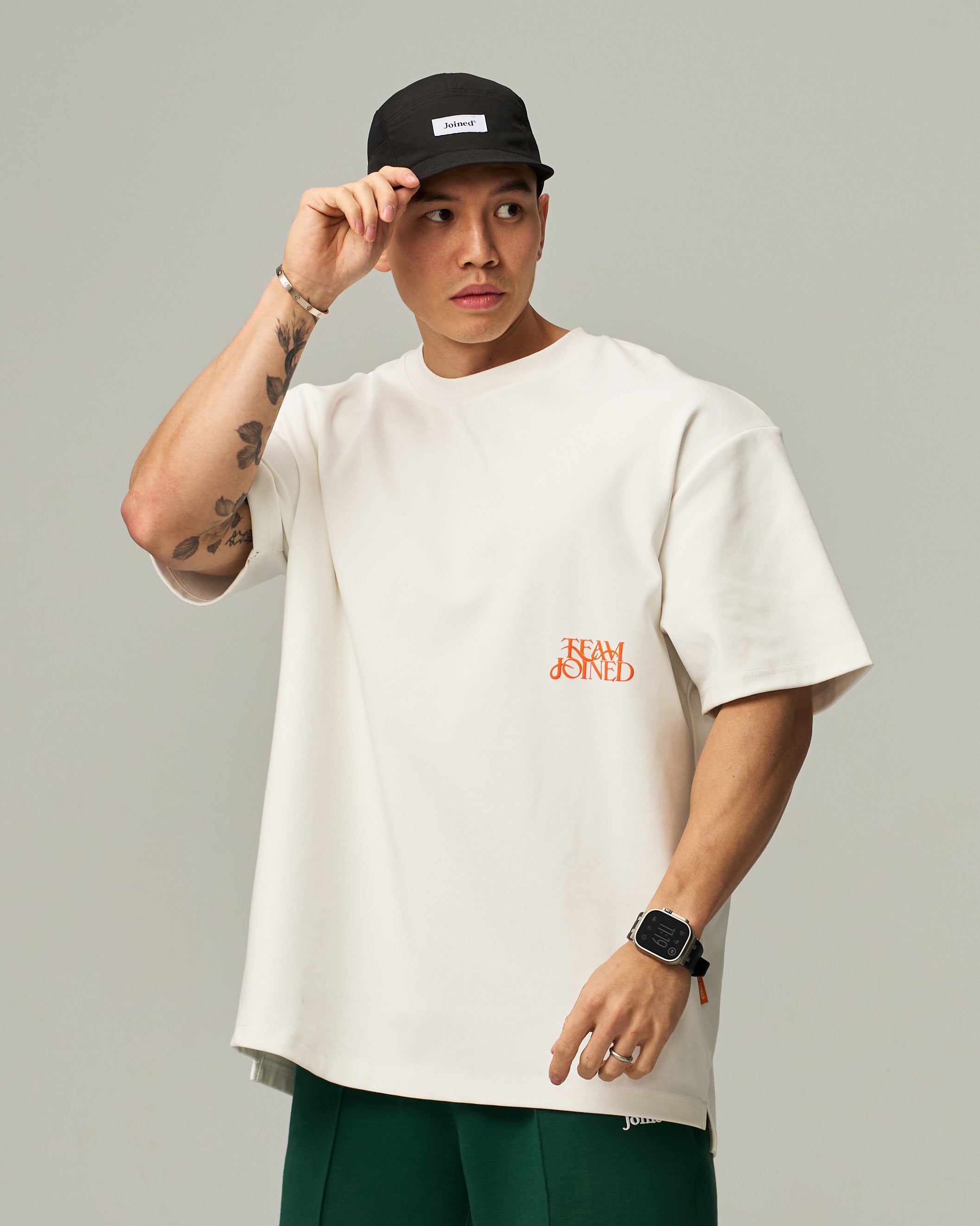 color_Orange/White