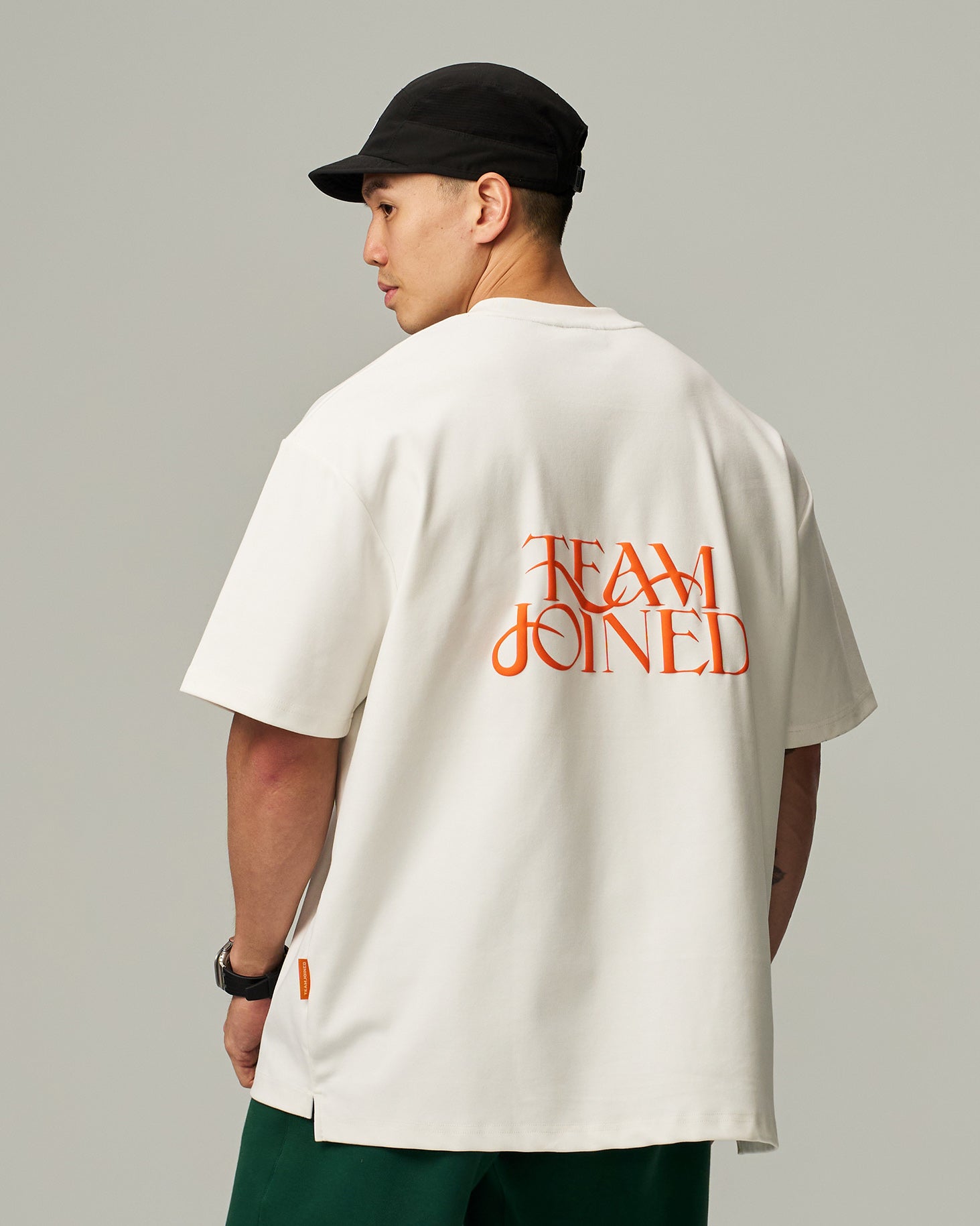 color_Orange/White