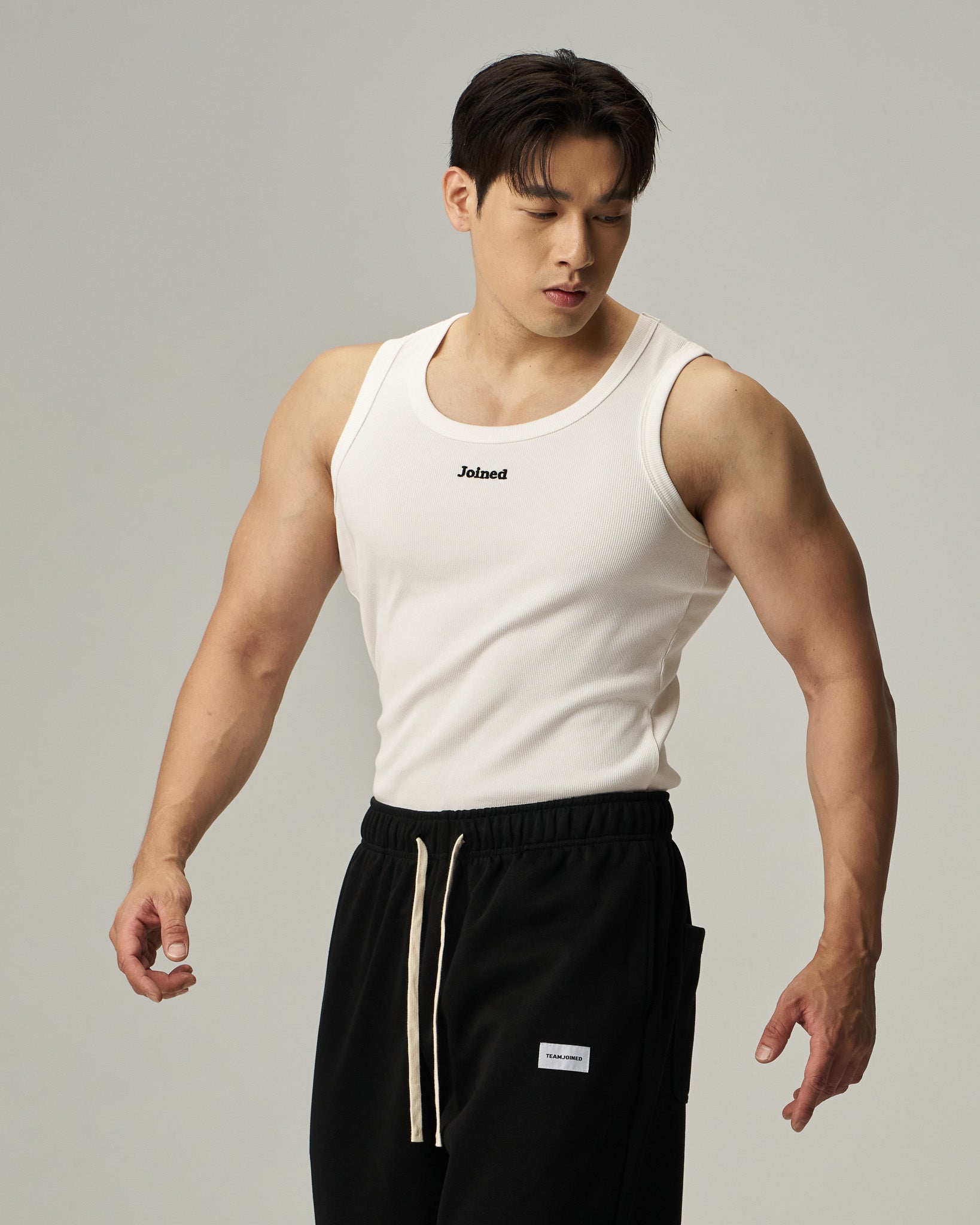 color_White
