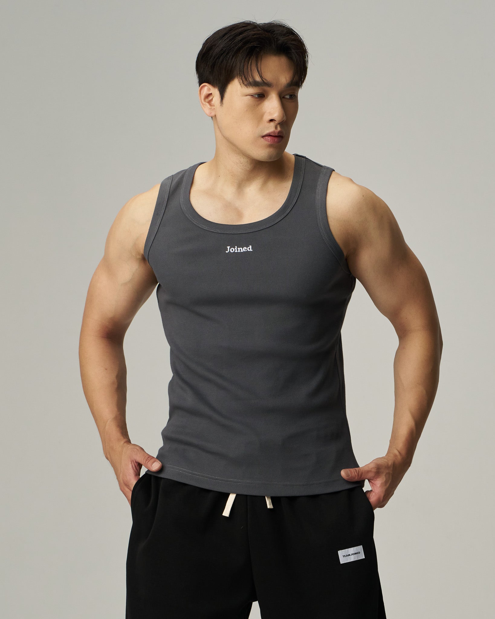 color_Iron Gray