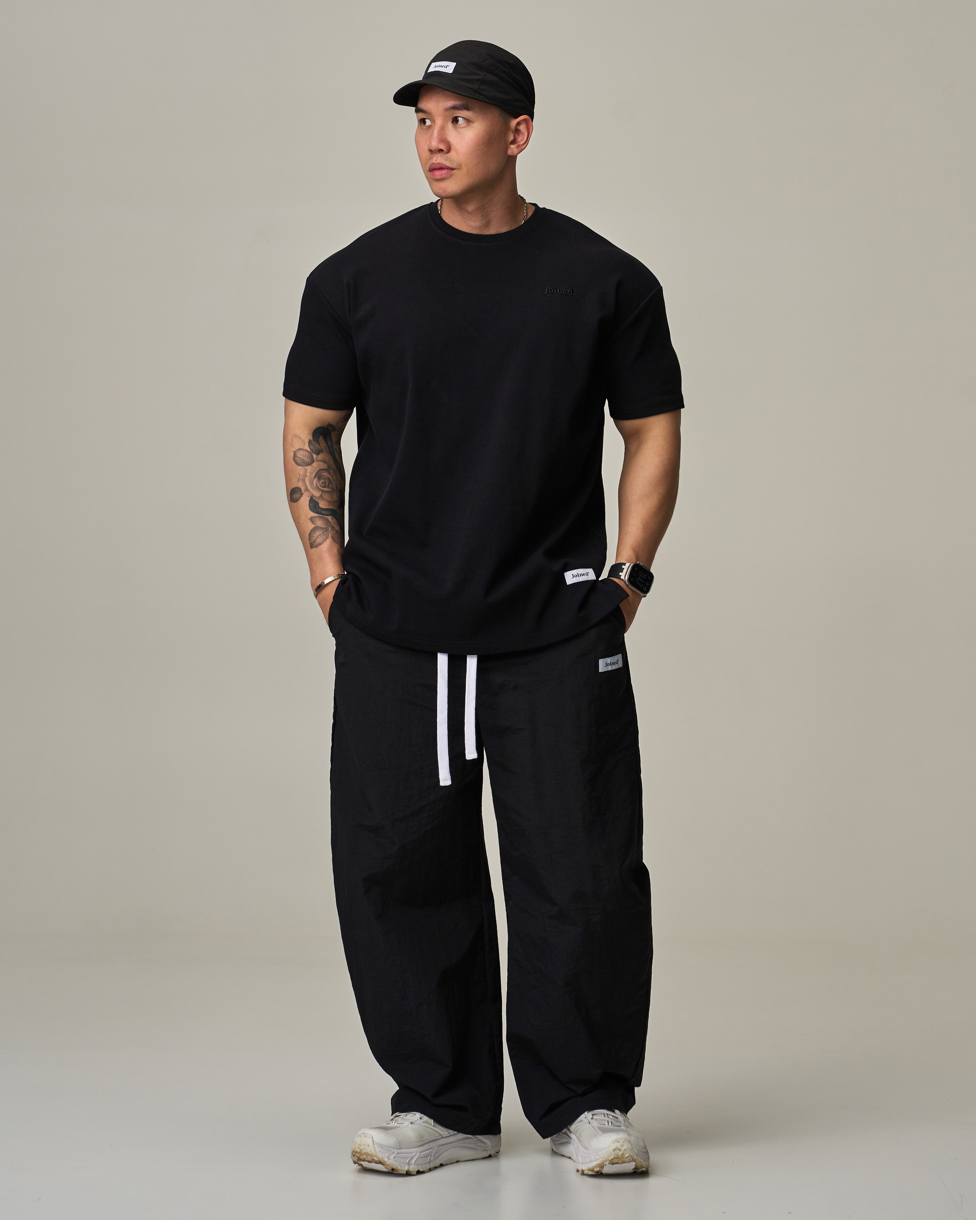 color_Black