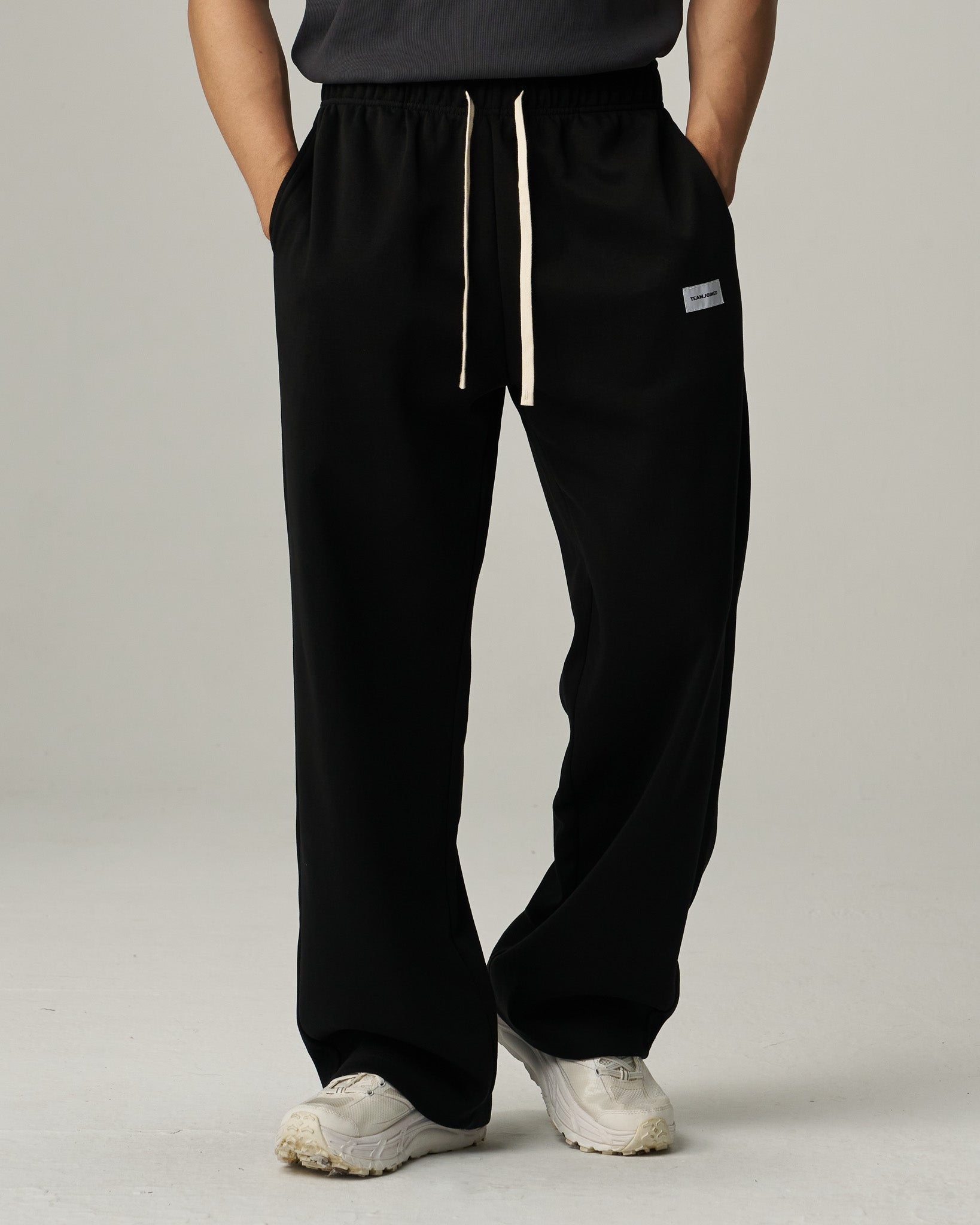 color_Black