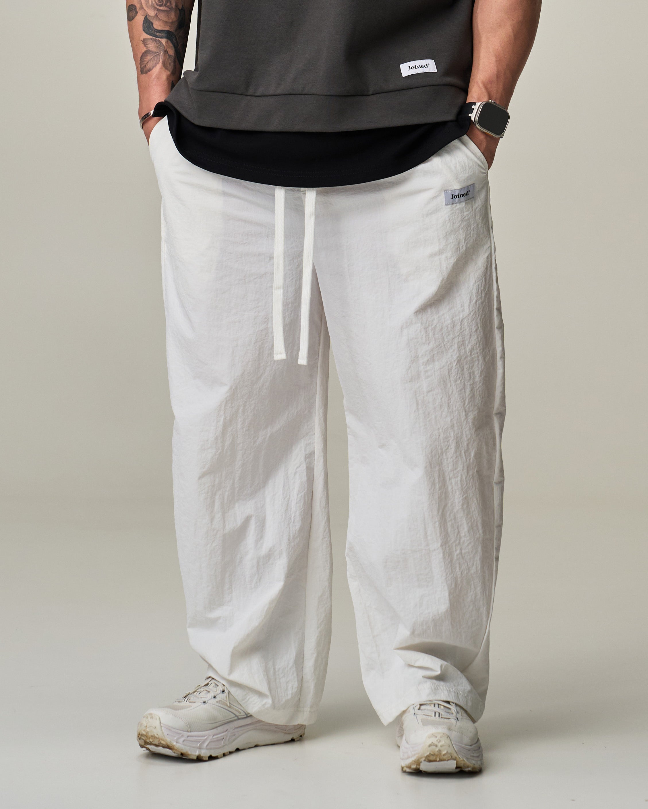 color_White