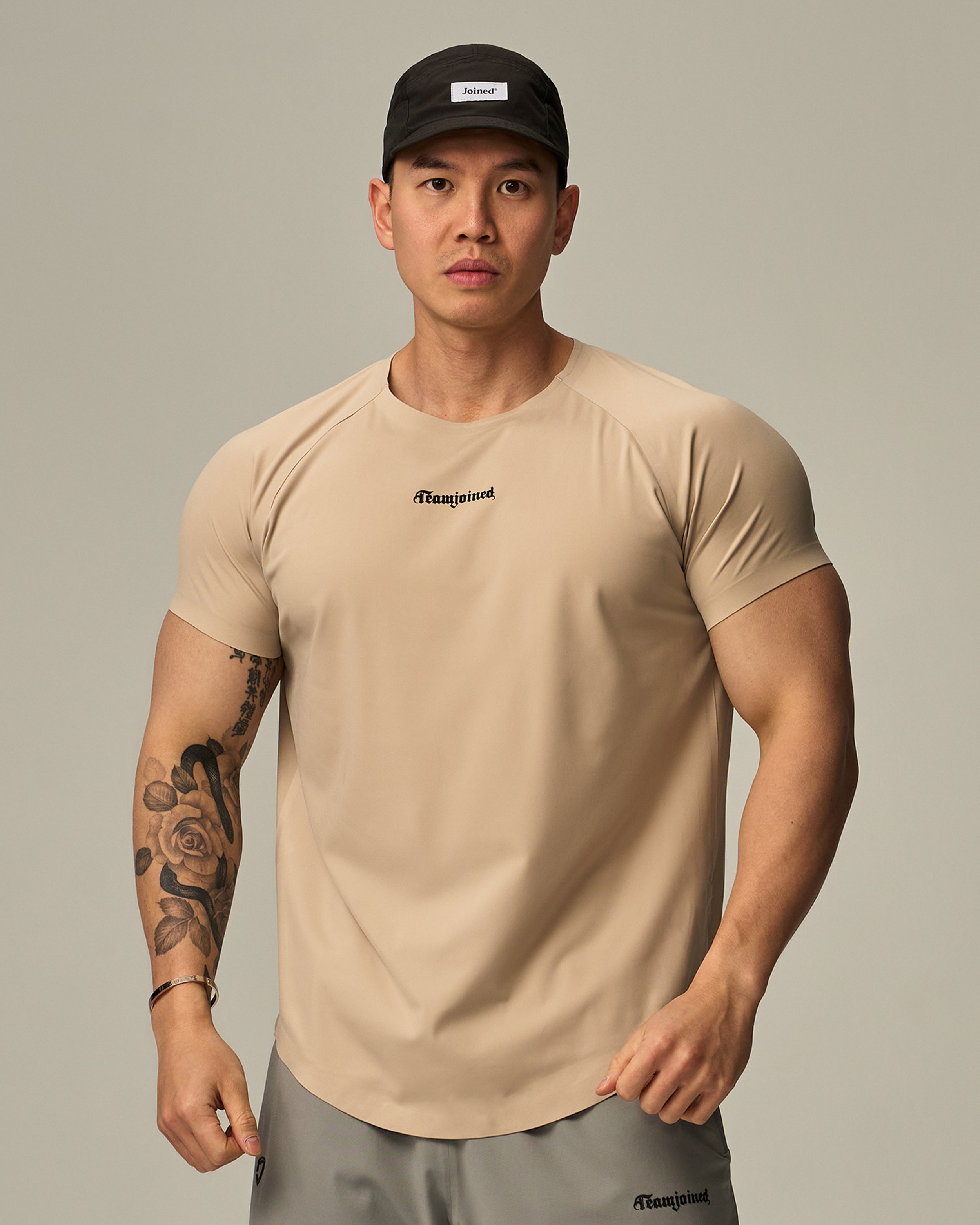 color_Light Khaki