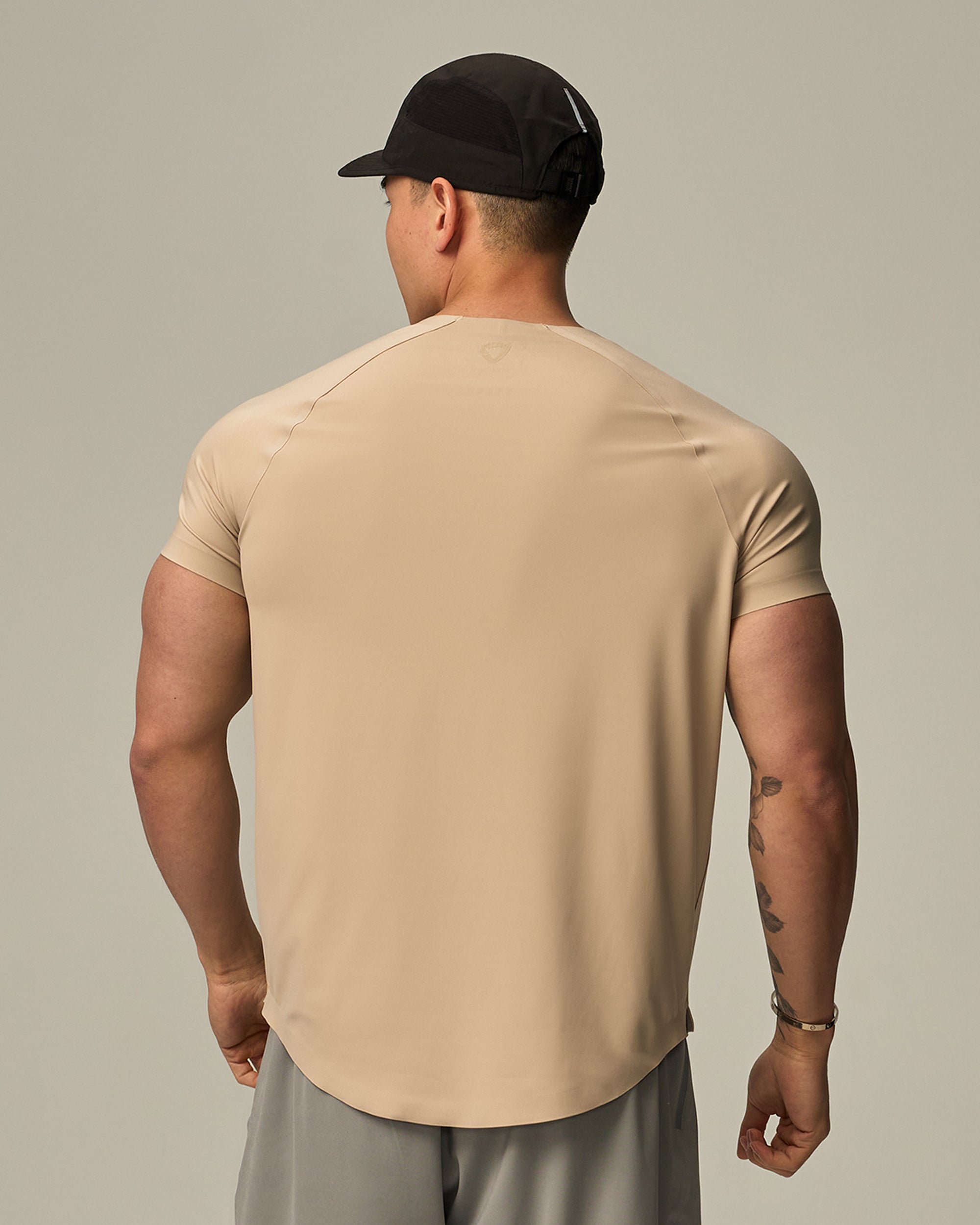 color_Light Khaki