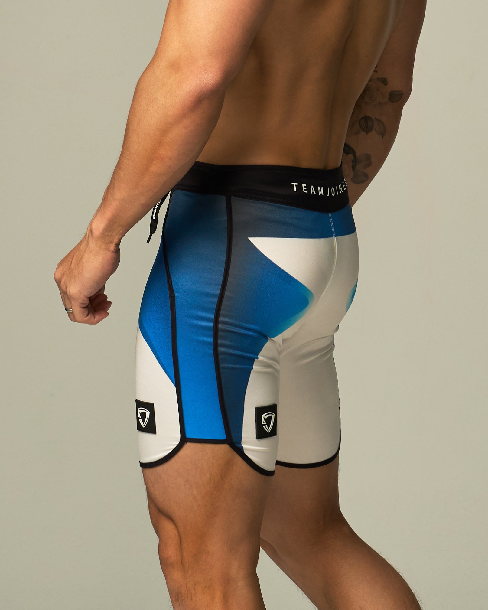 color_Blue / Black