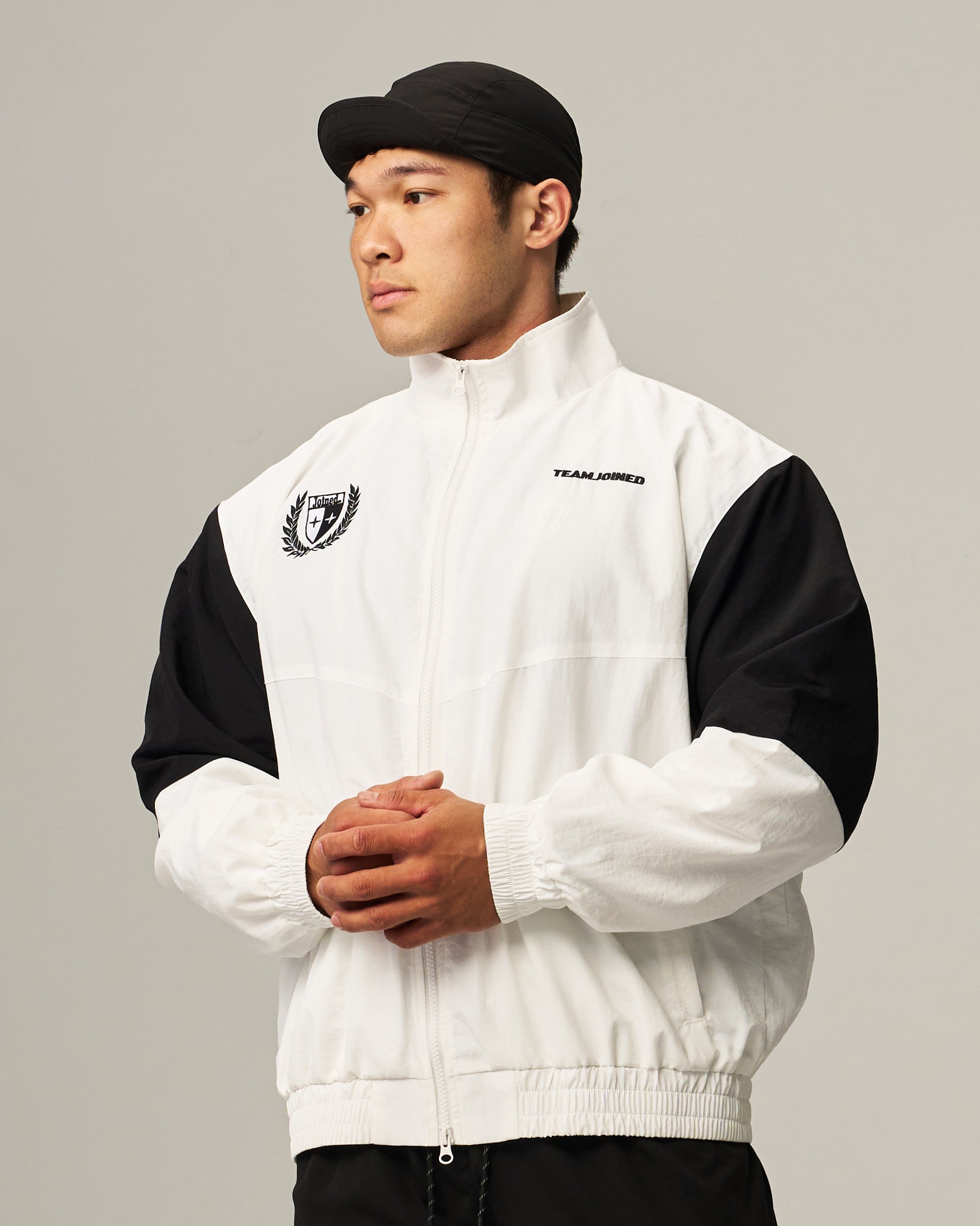 color_White