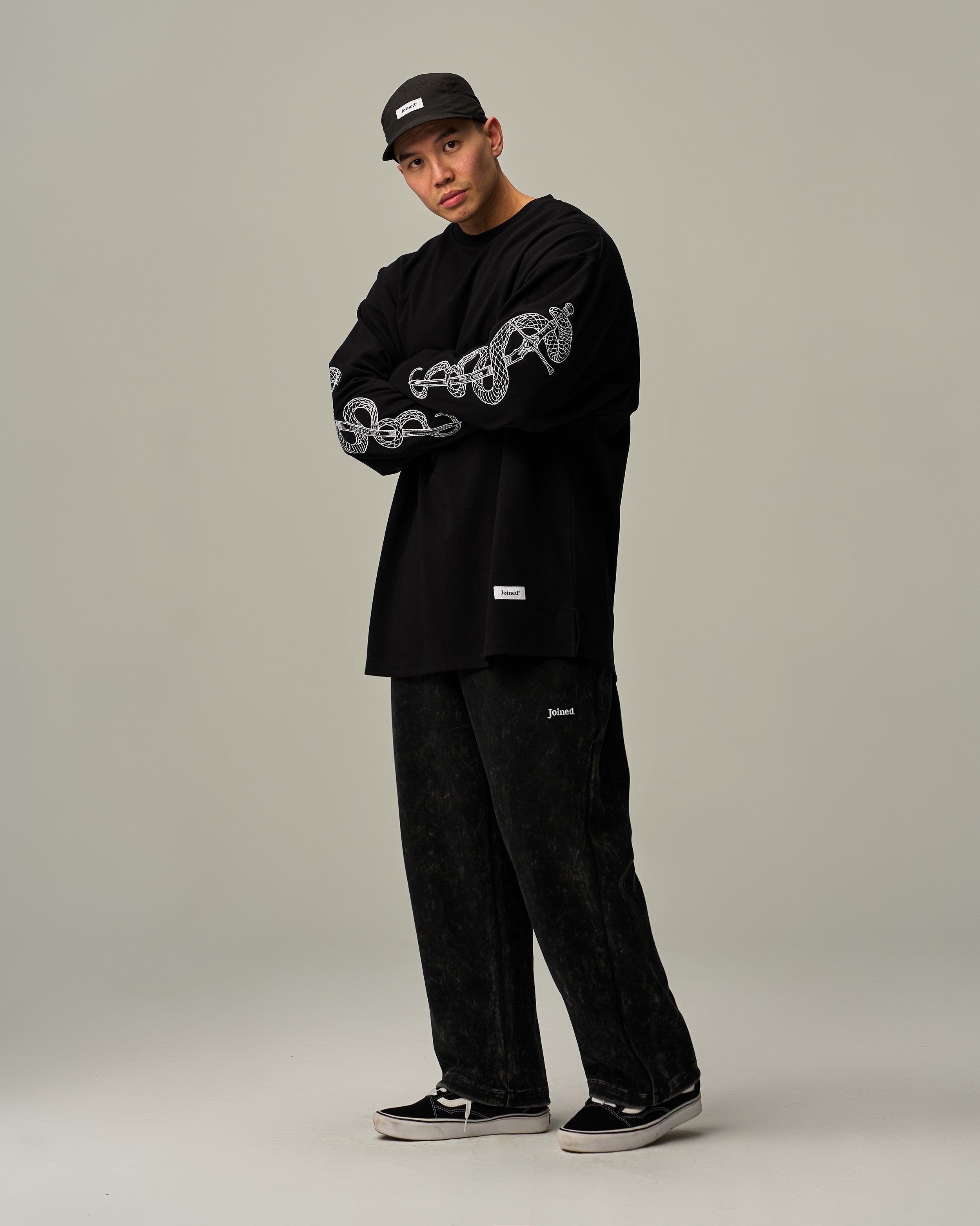 color_Black