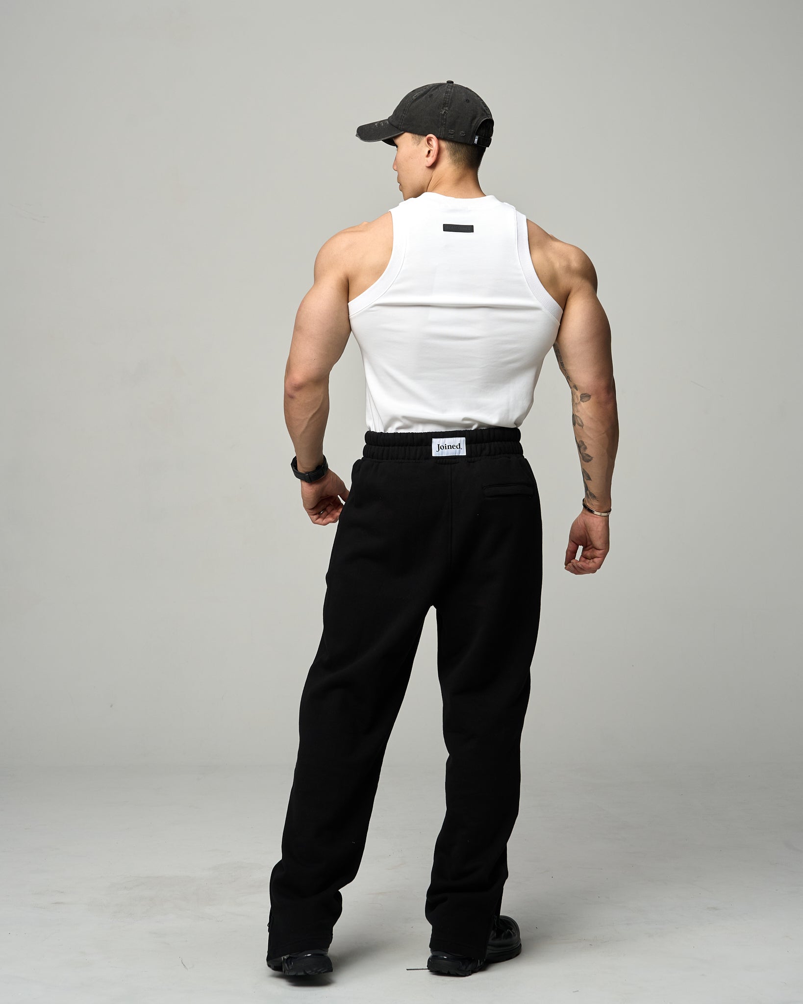 color_Ivory White