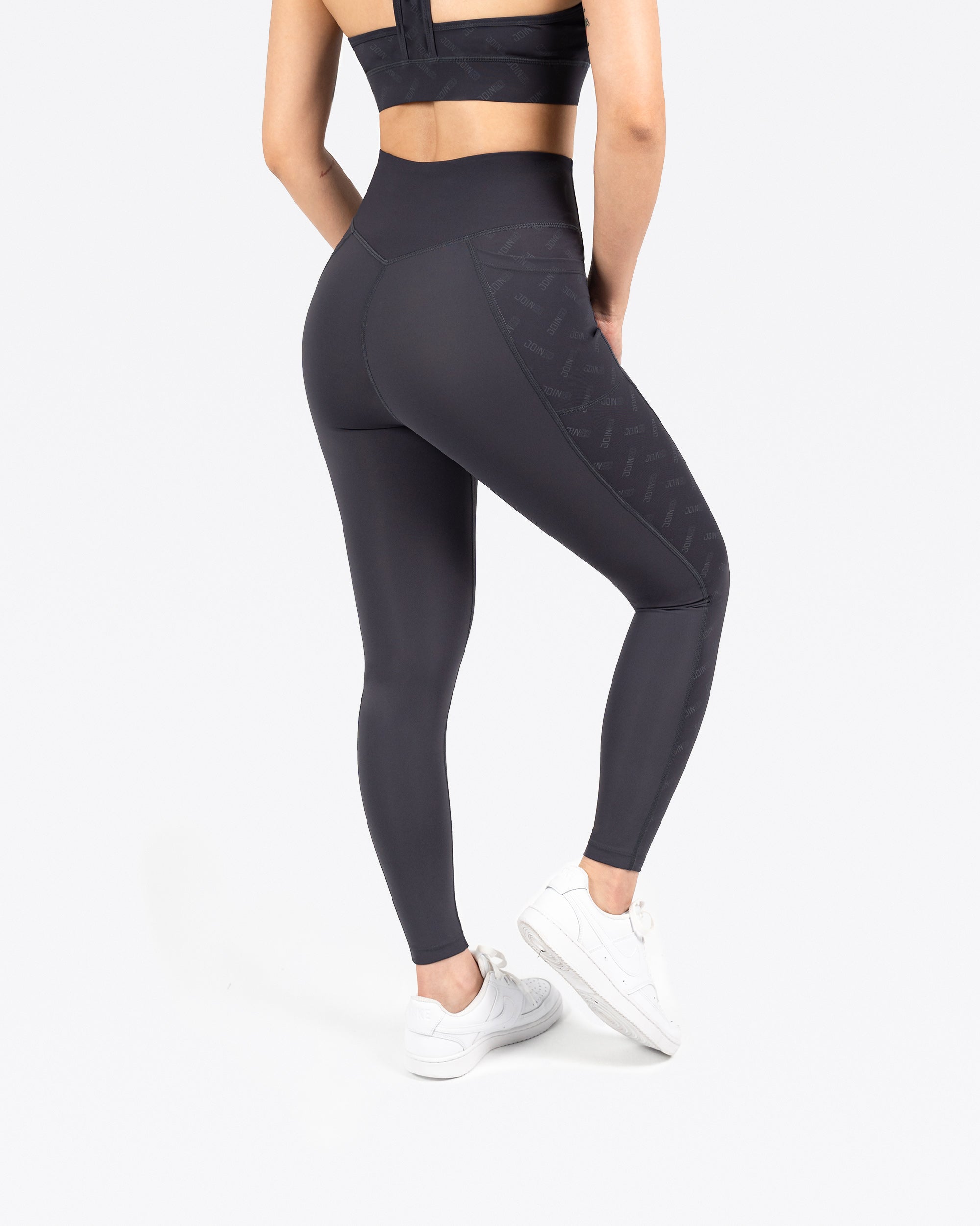 color_dark gray