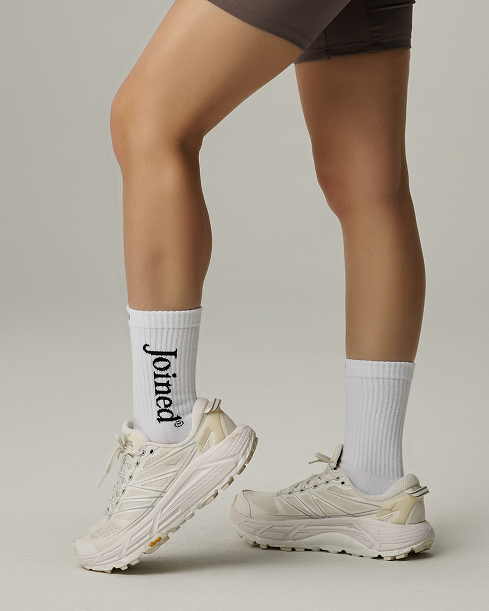 Font Crew Socks