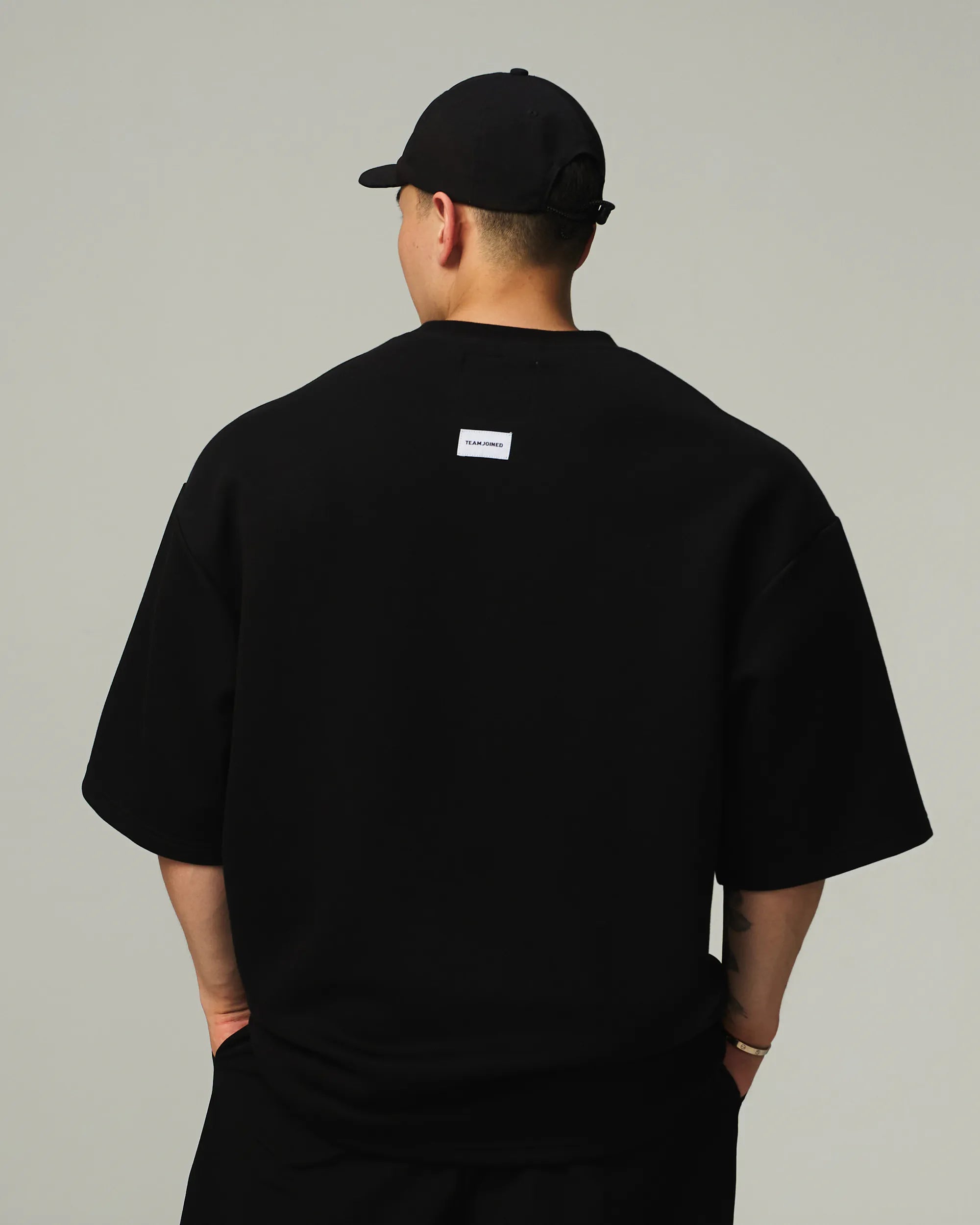 color_Black