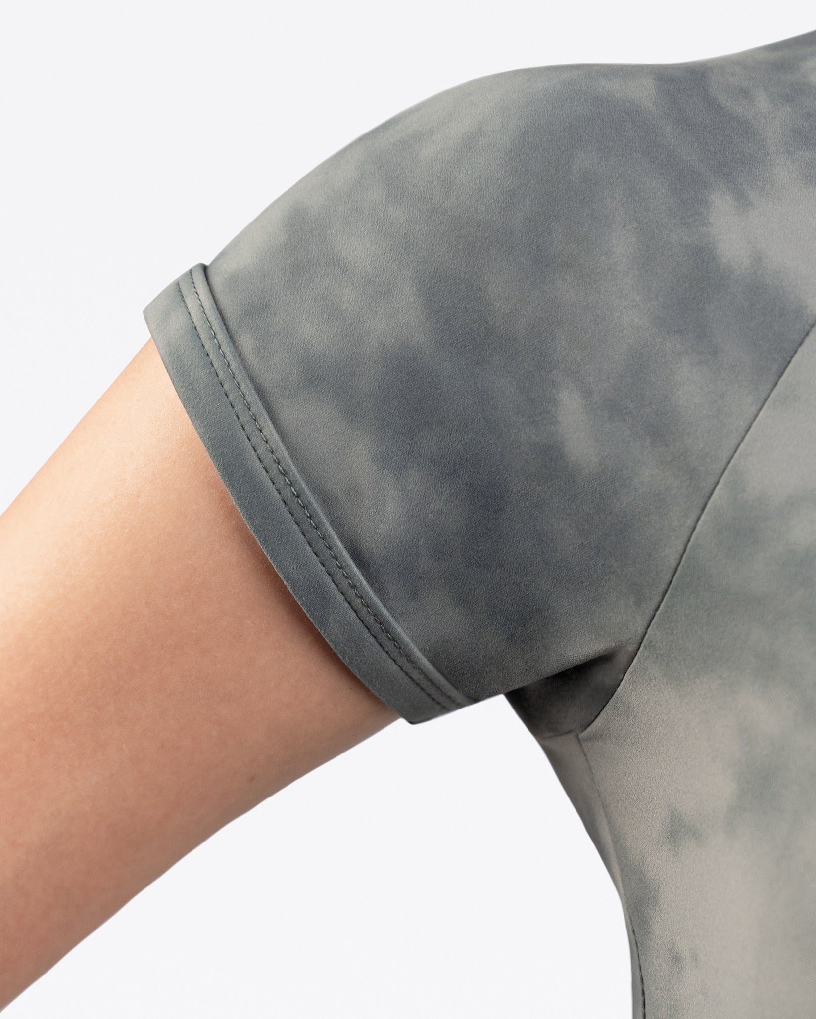 color_misty grey
