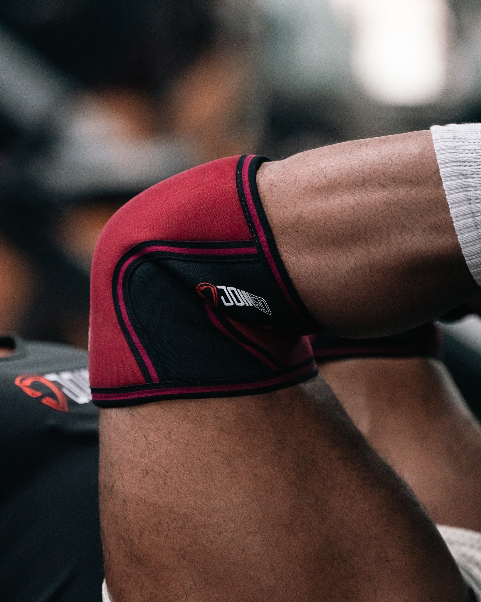 color_deep burgundy