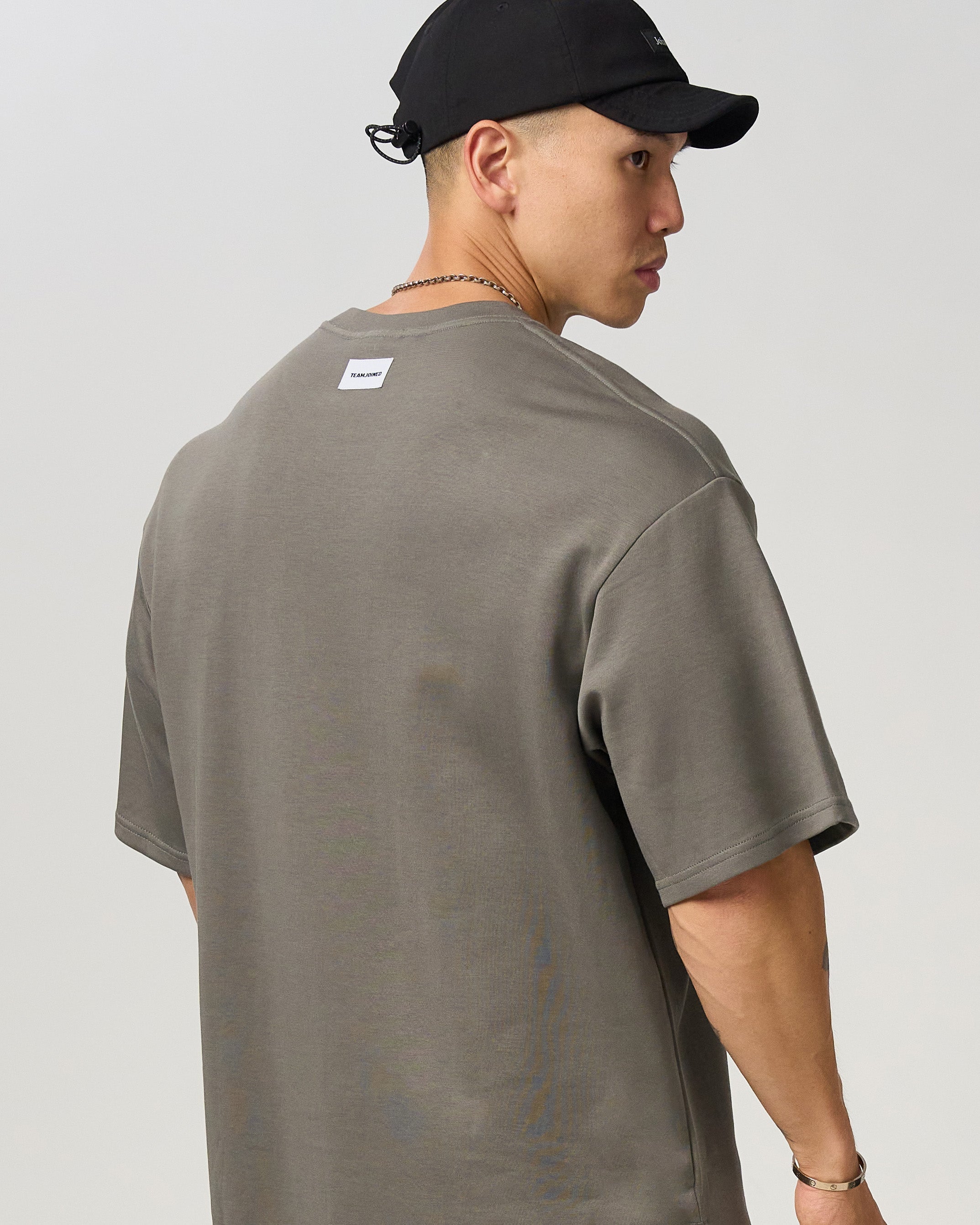 16 Arch logo Oversized