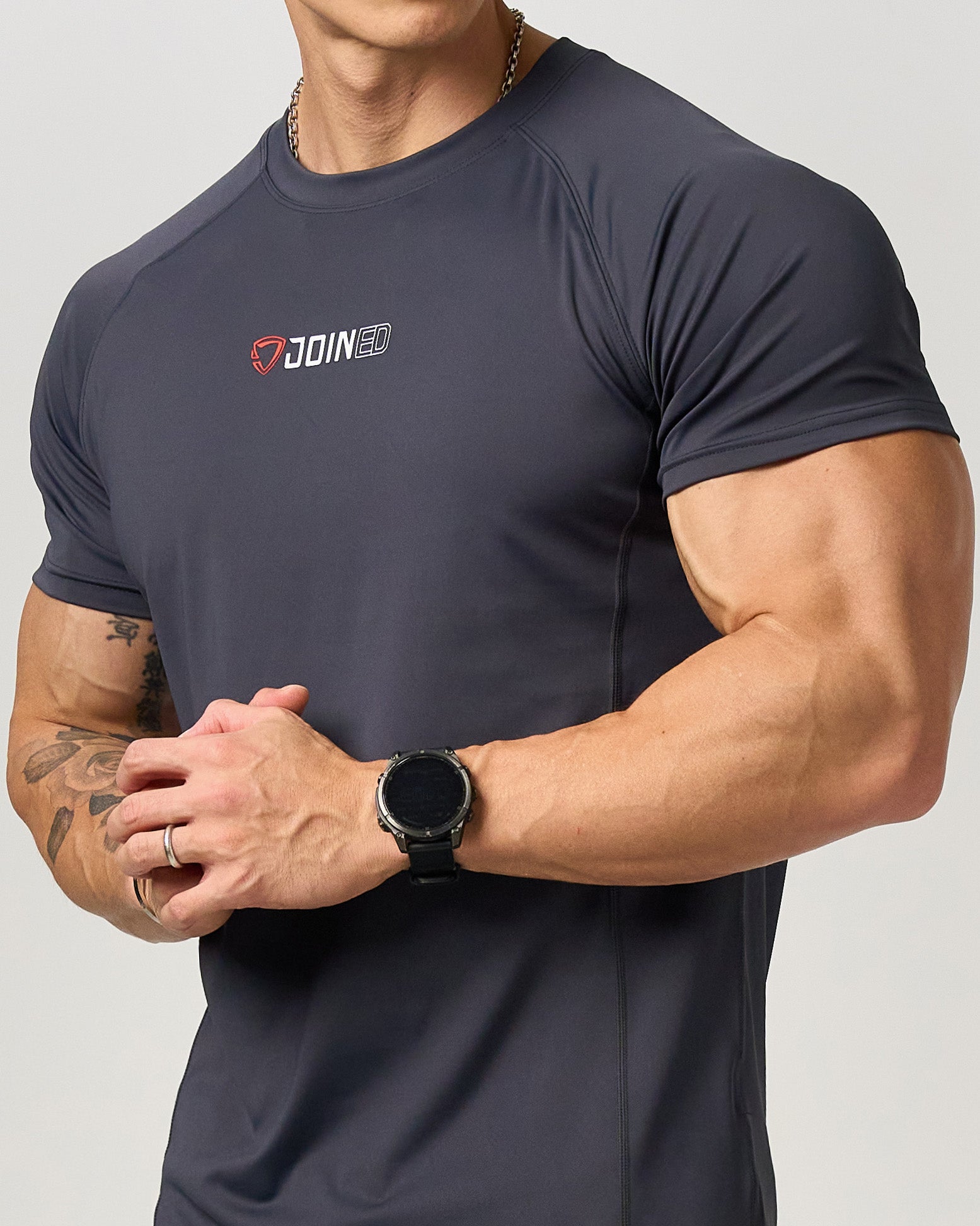 Full Logo Form-Fit Top