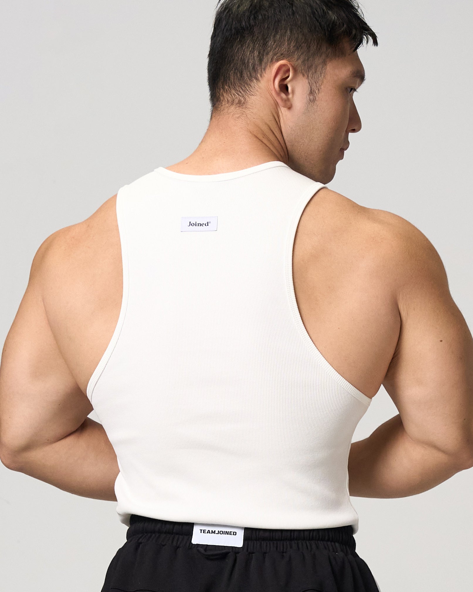 Tagged Ribbed Tank