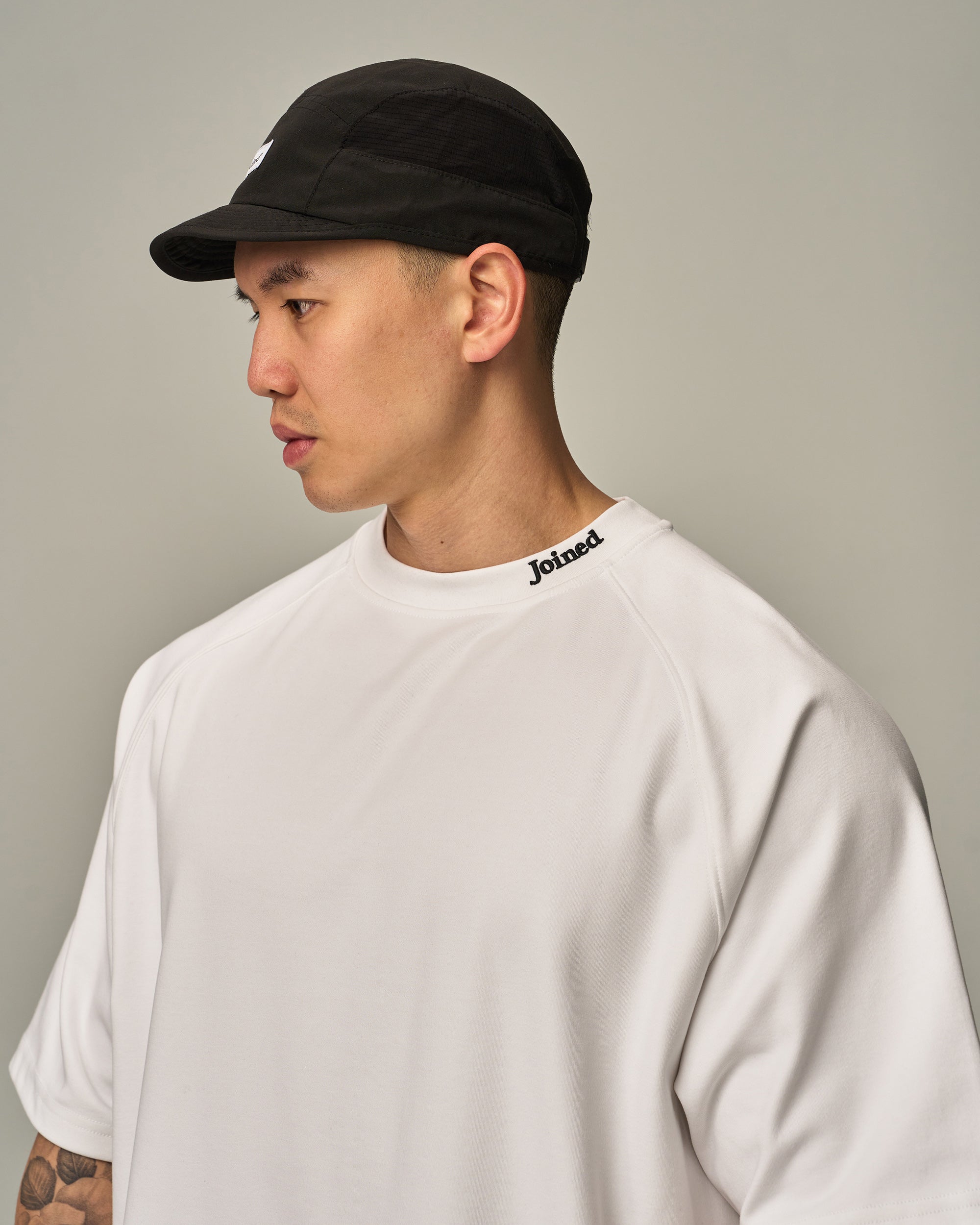 color_White