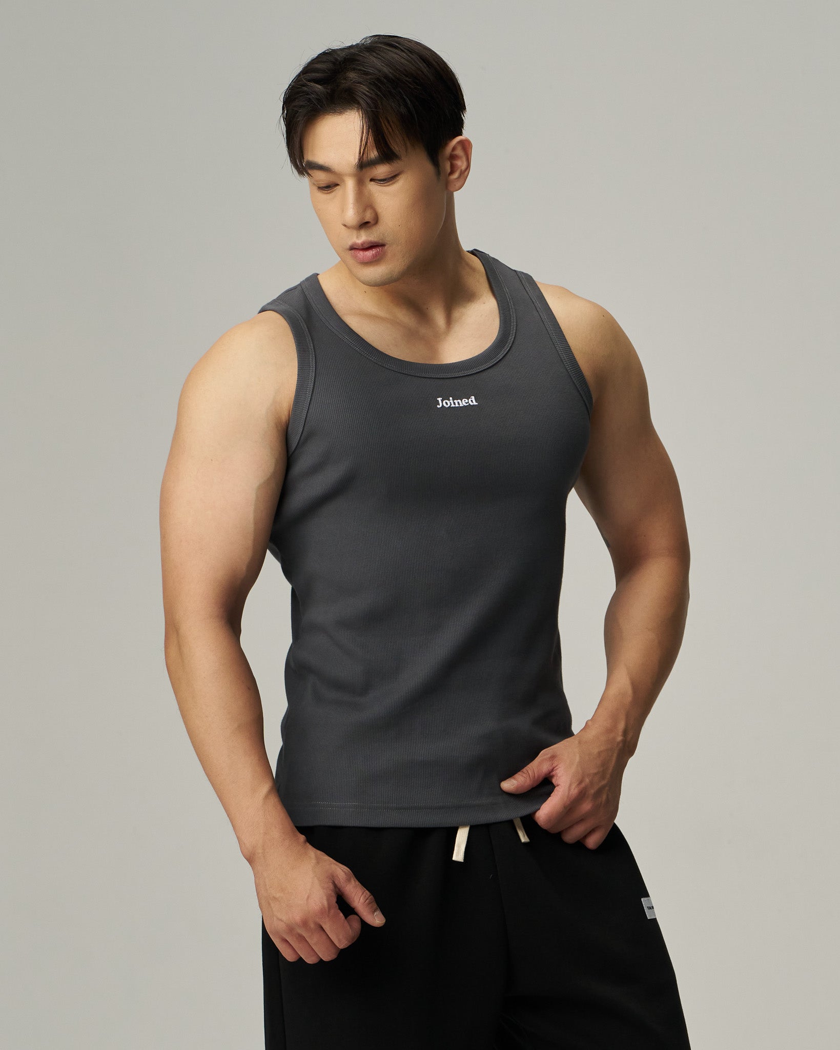 color_Iron Gray