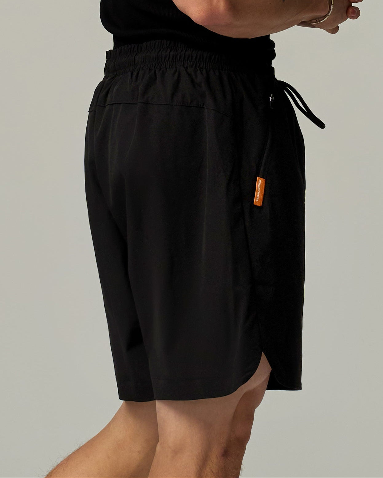 color_Black