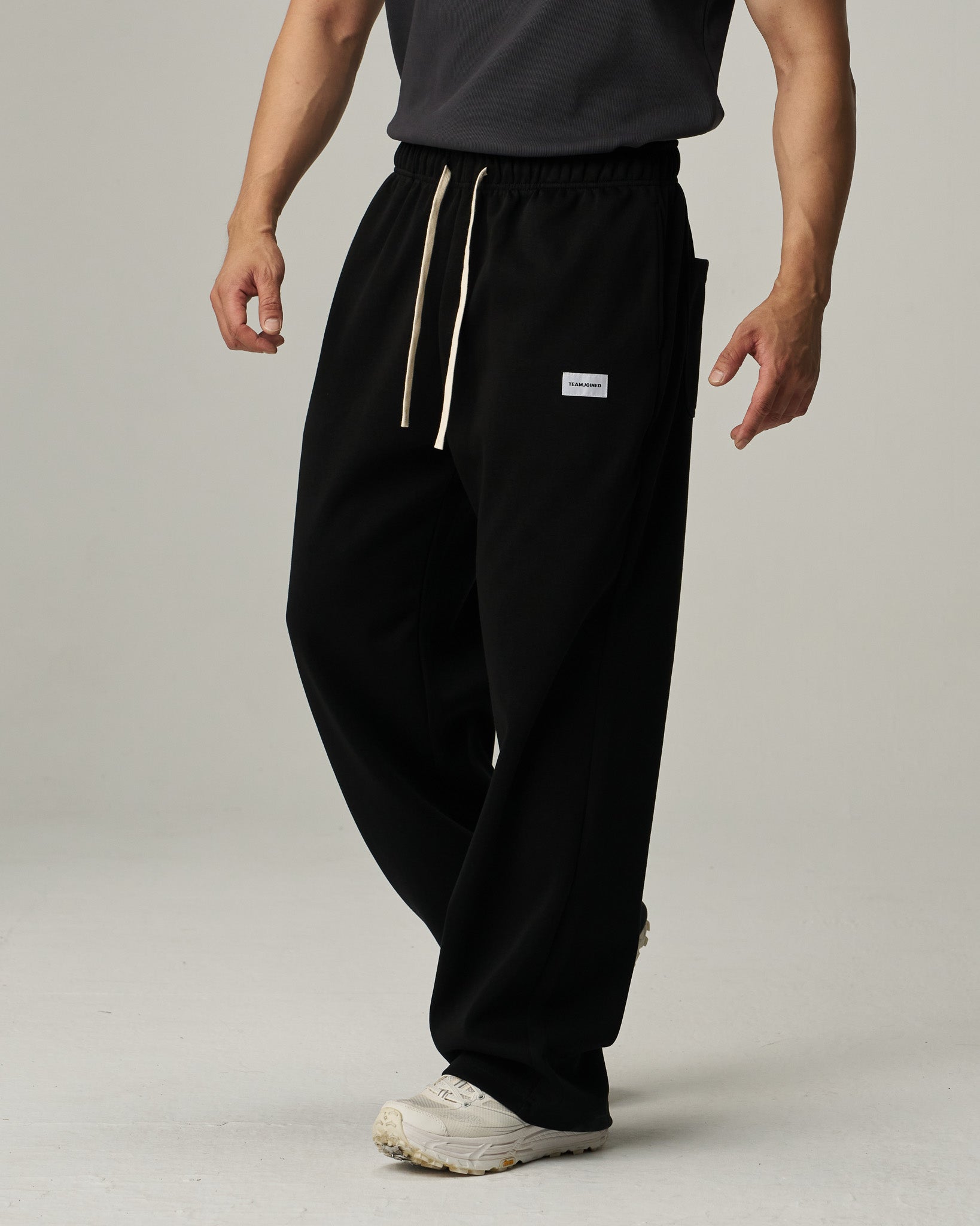 Straight Pants