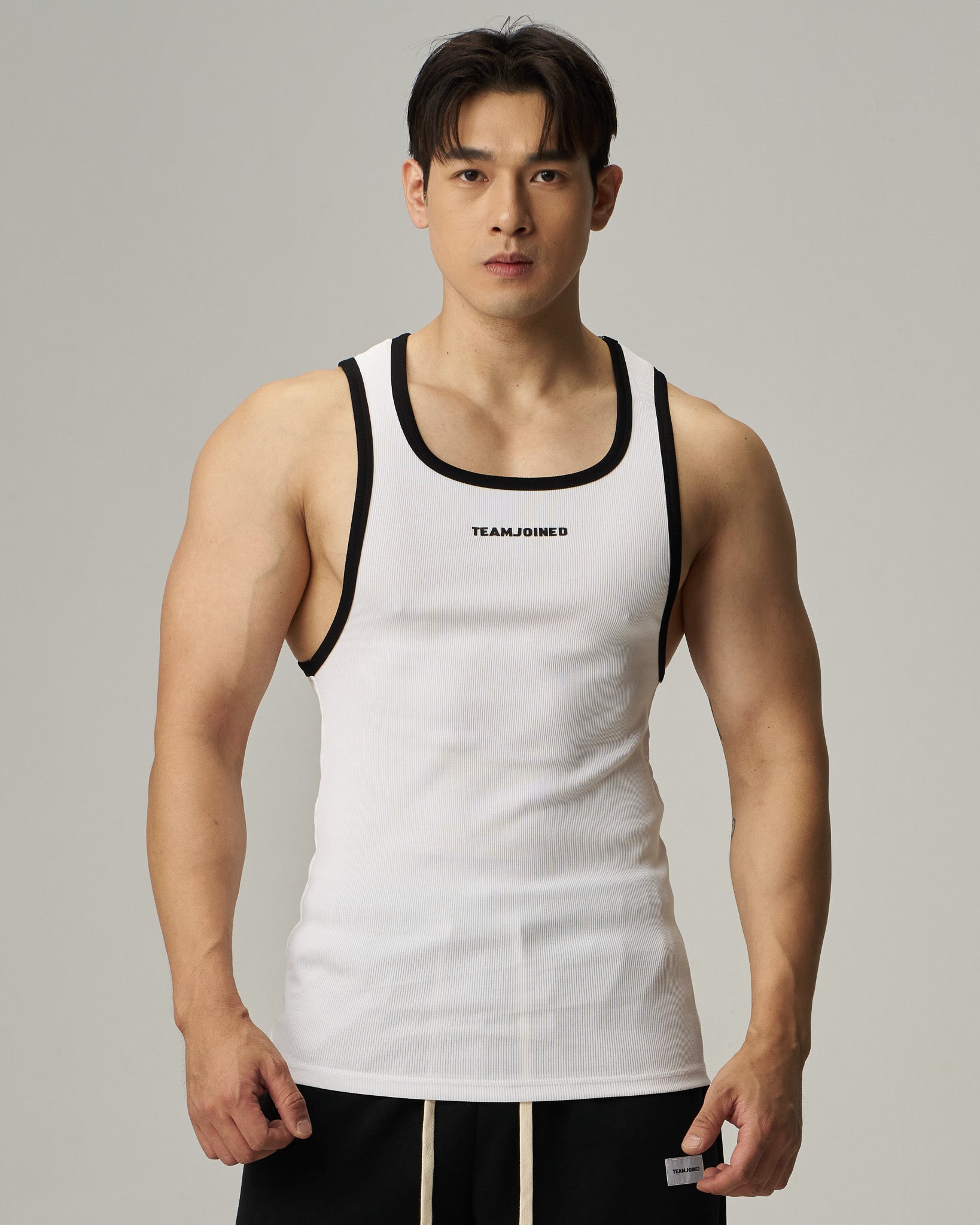 color_White