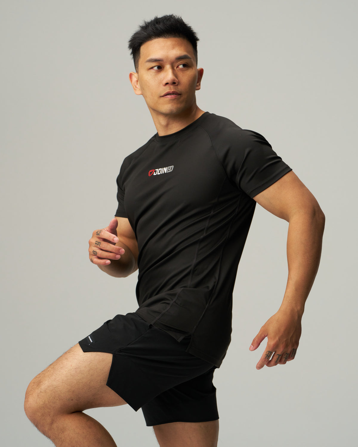 Full Logo Form-Fit Top