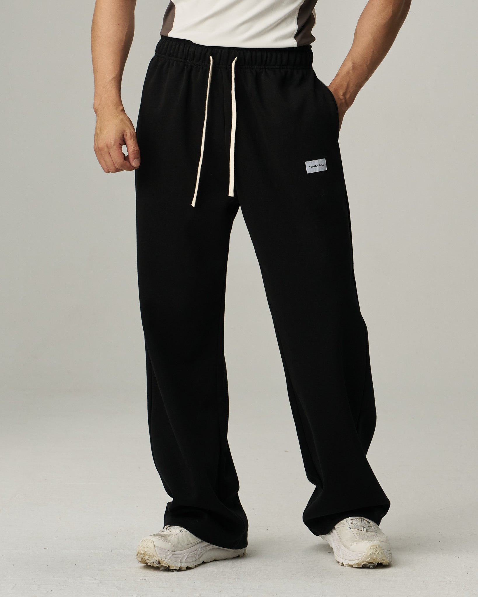 Straight Pants