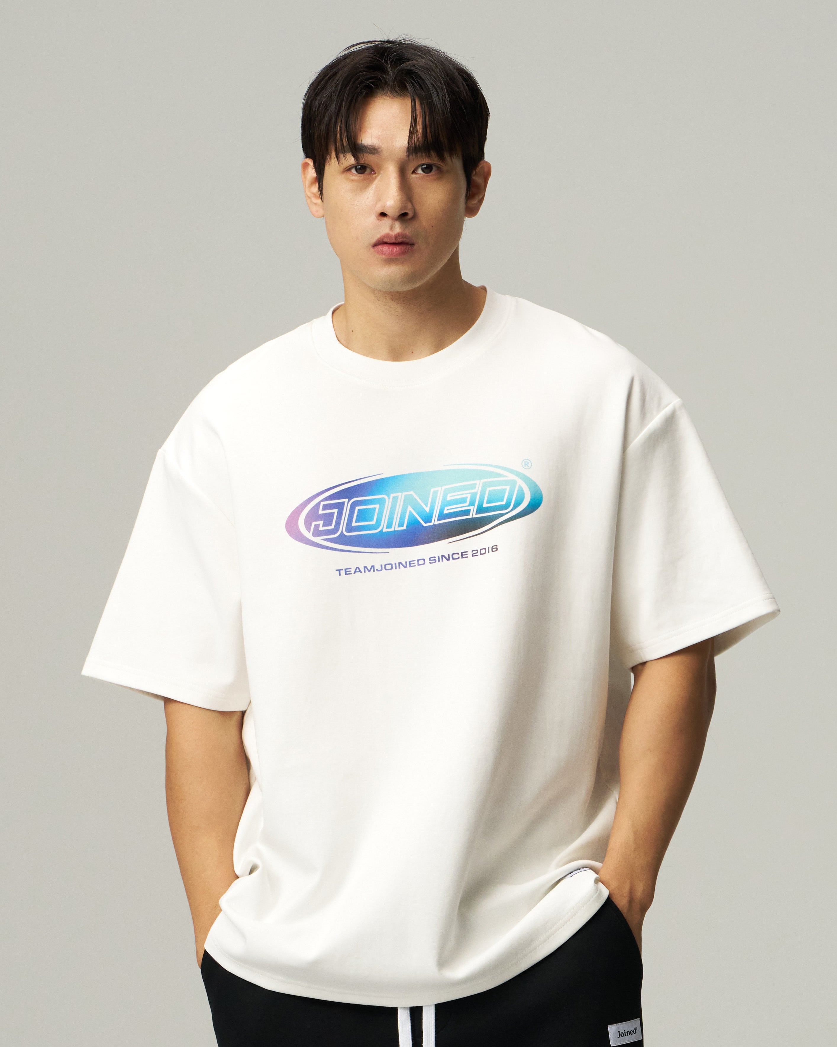 25 Aurora Graphic Oversized