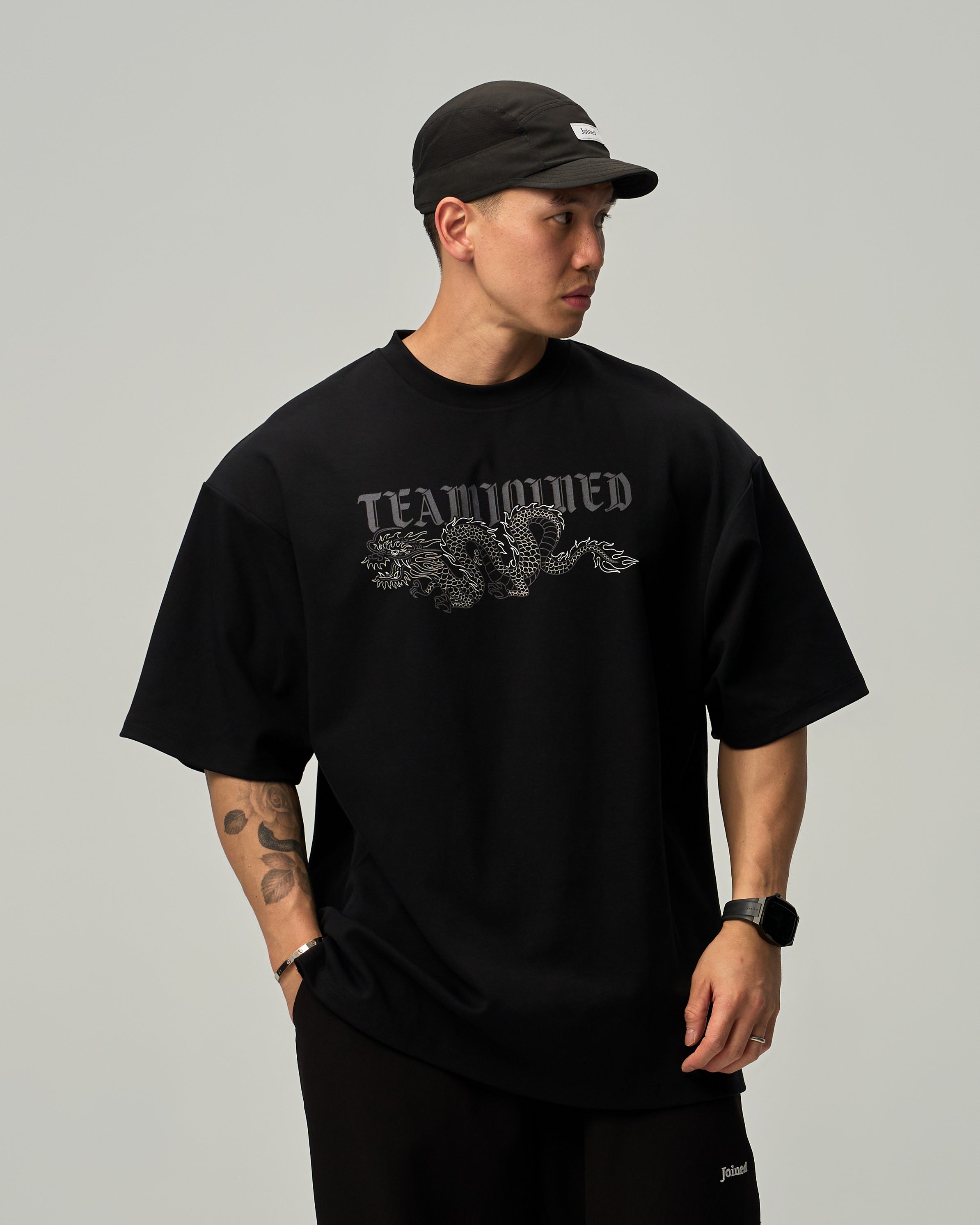 color_Gray / Black