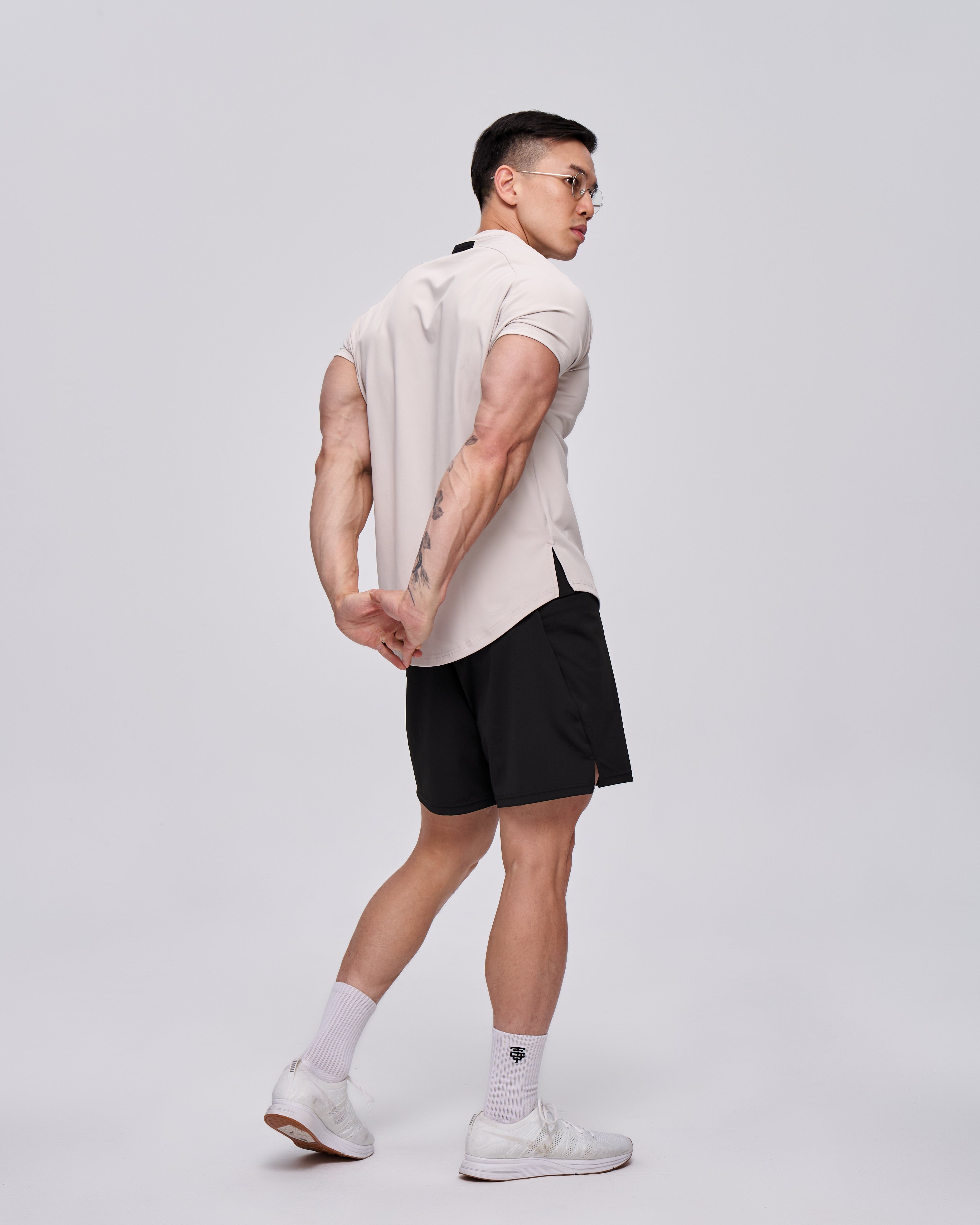 color_Khaki