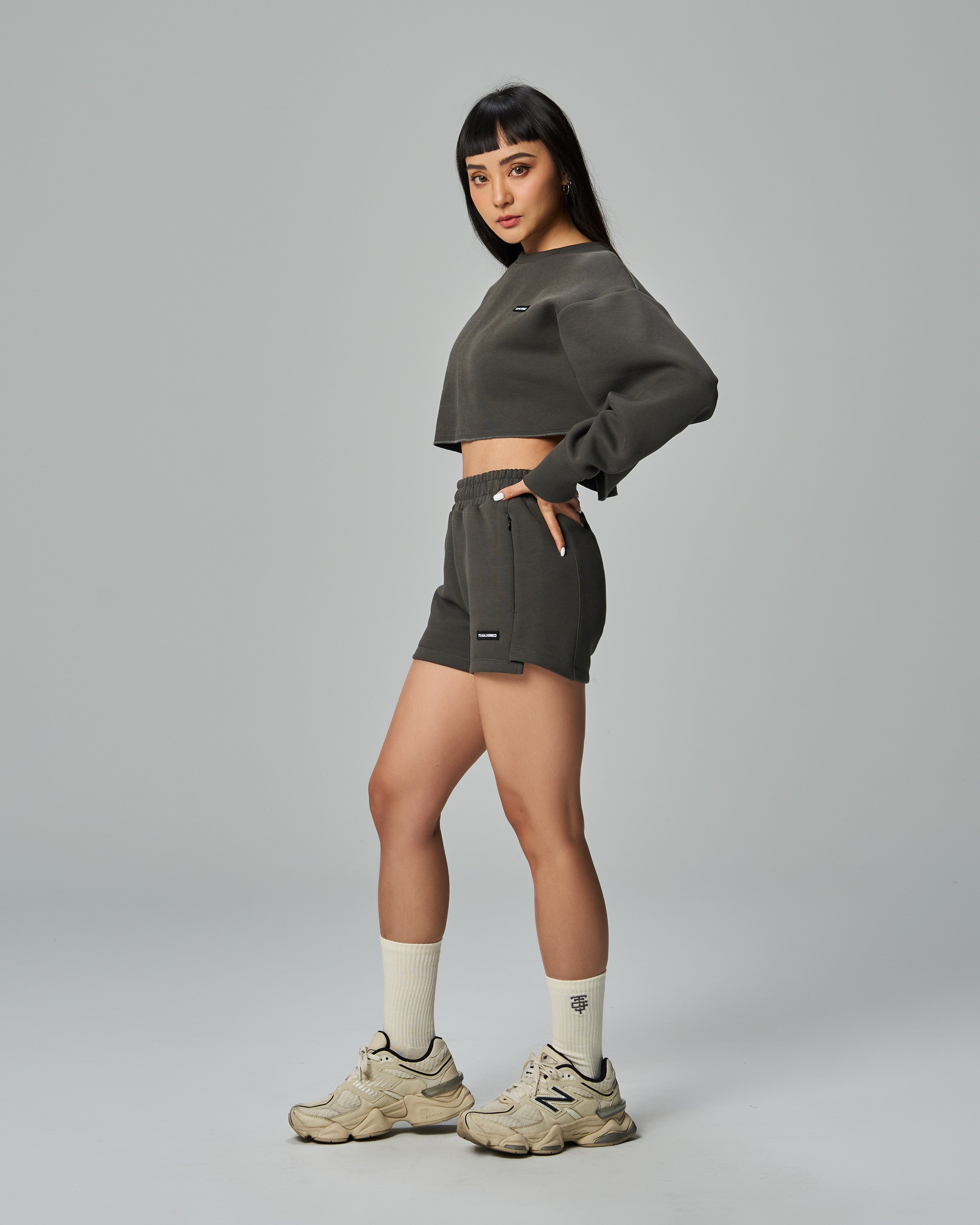 color_Dark Grey